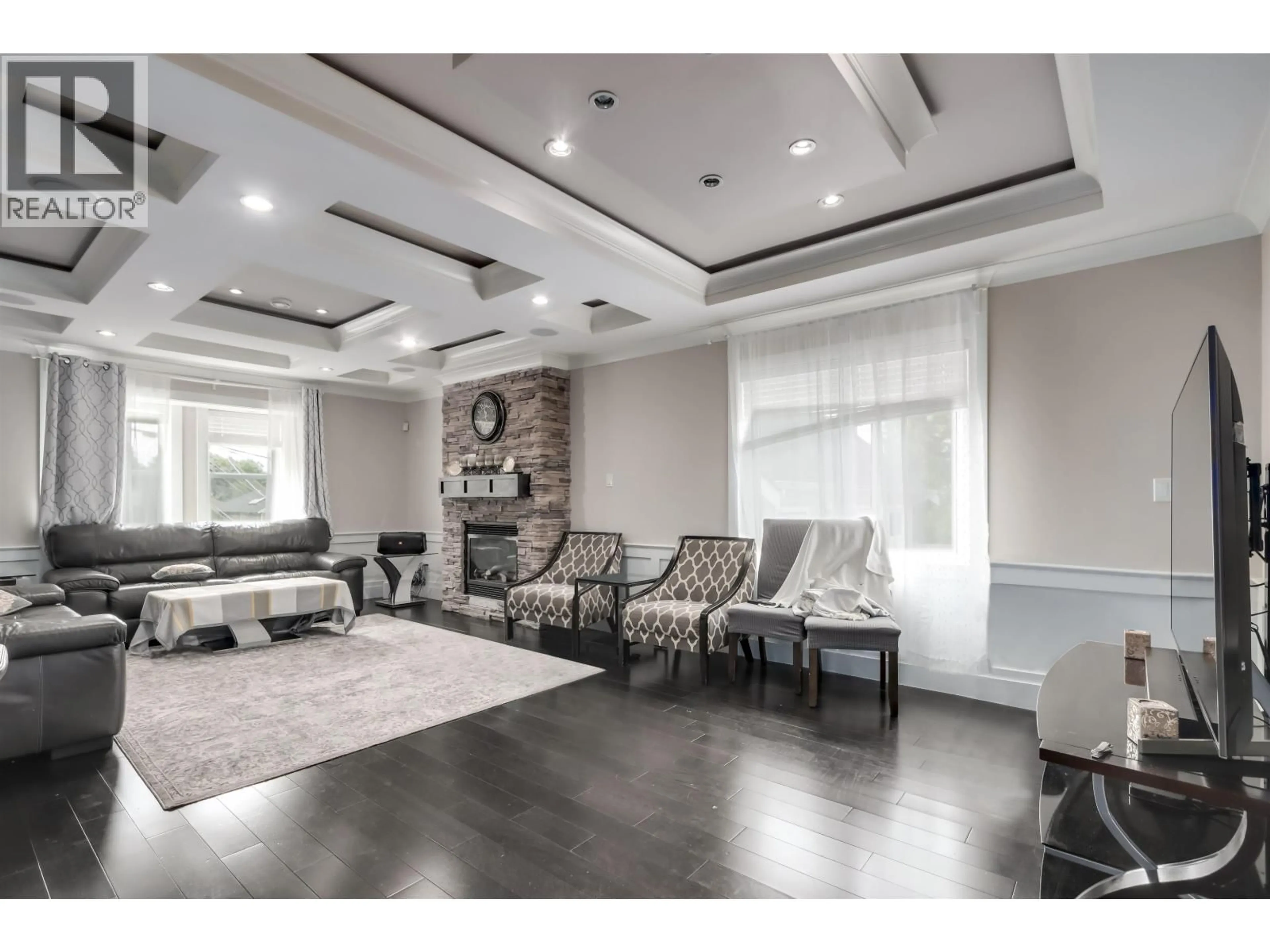 Unknown for 8363 VICTORIA DRIVE, Vancouver British Columbia V5P4A8