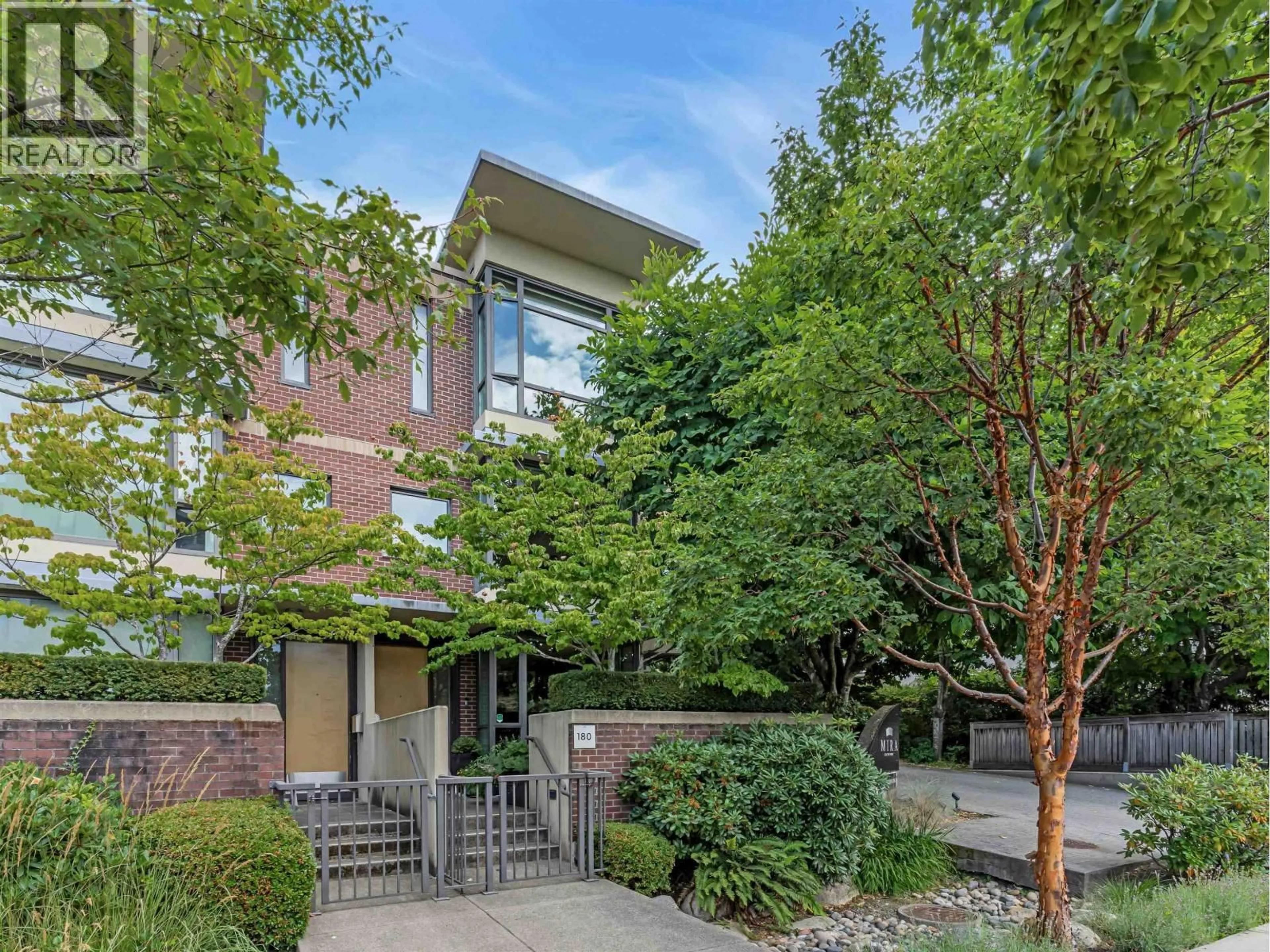 Unknown for 180 6TH STREET, North Vancouver British Columbia V7M2M2