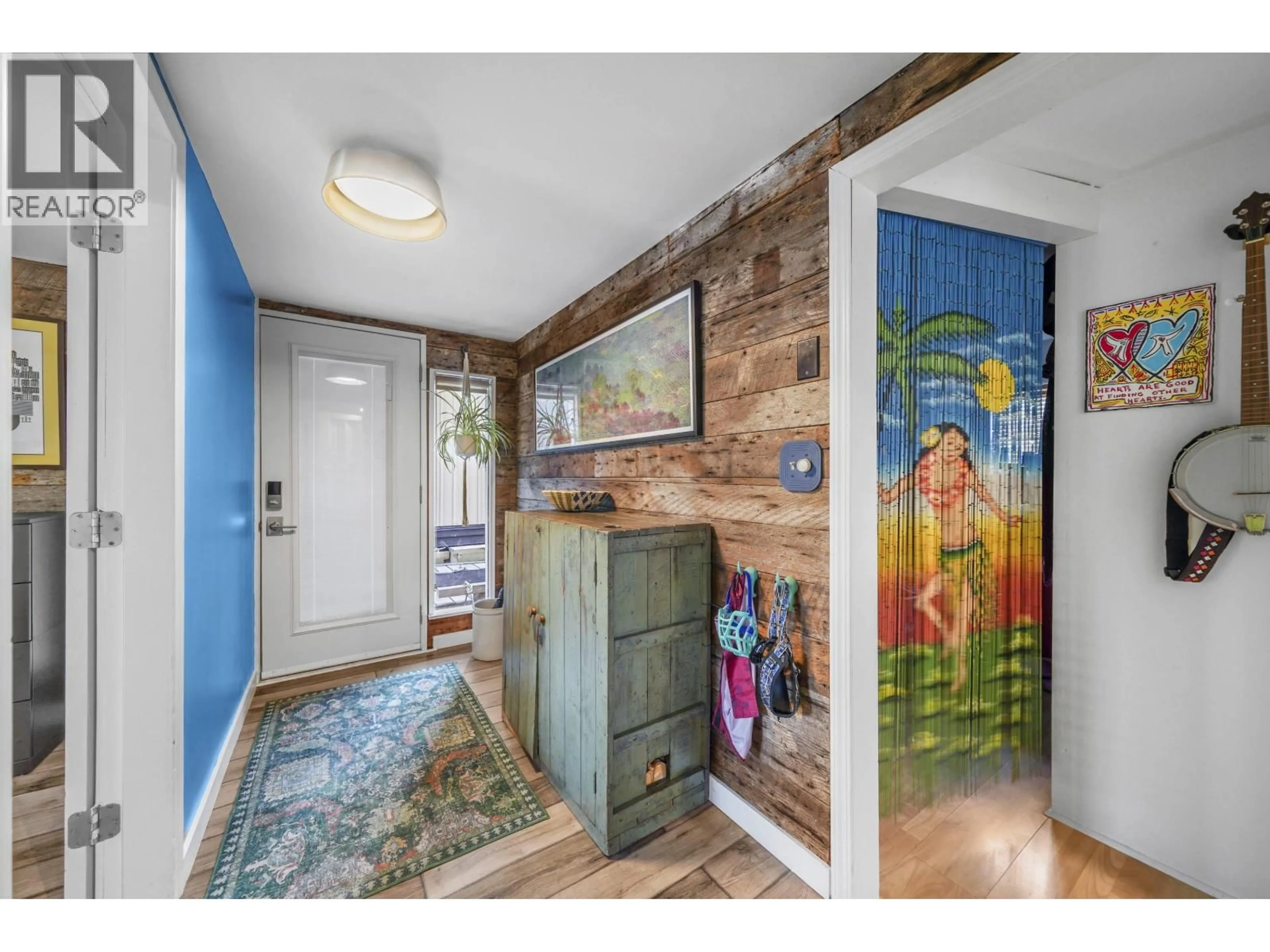 Indoor entryway for 7 - 23000 DYKE ROAD, Richmond British Columbia V6V2H3