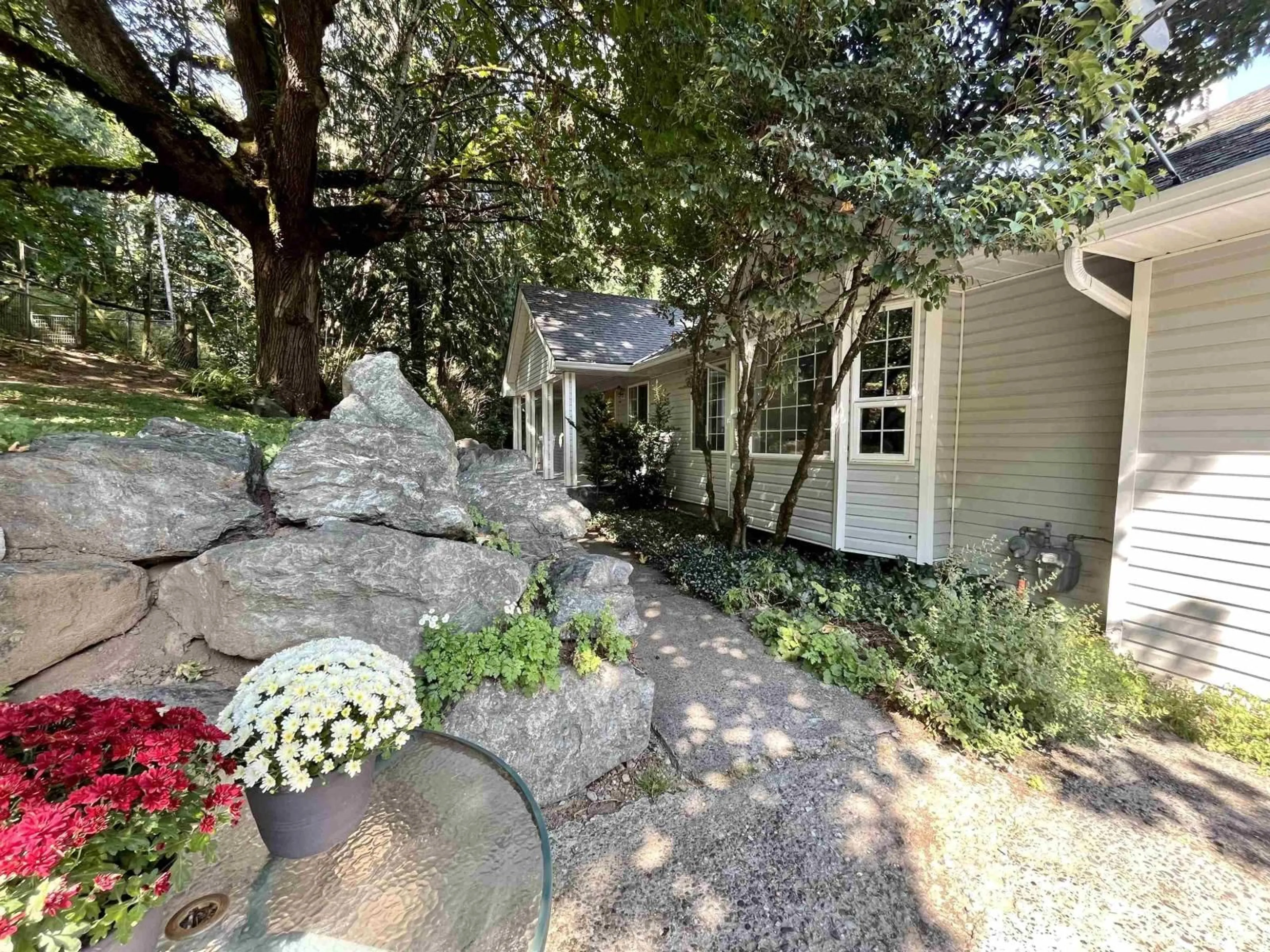 Patio, street for 6080 ROSS ROAD, Ryder Lake British Columbia V2R4S6