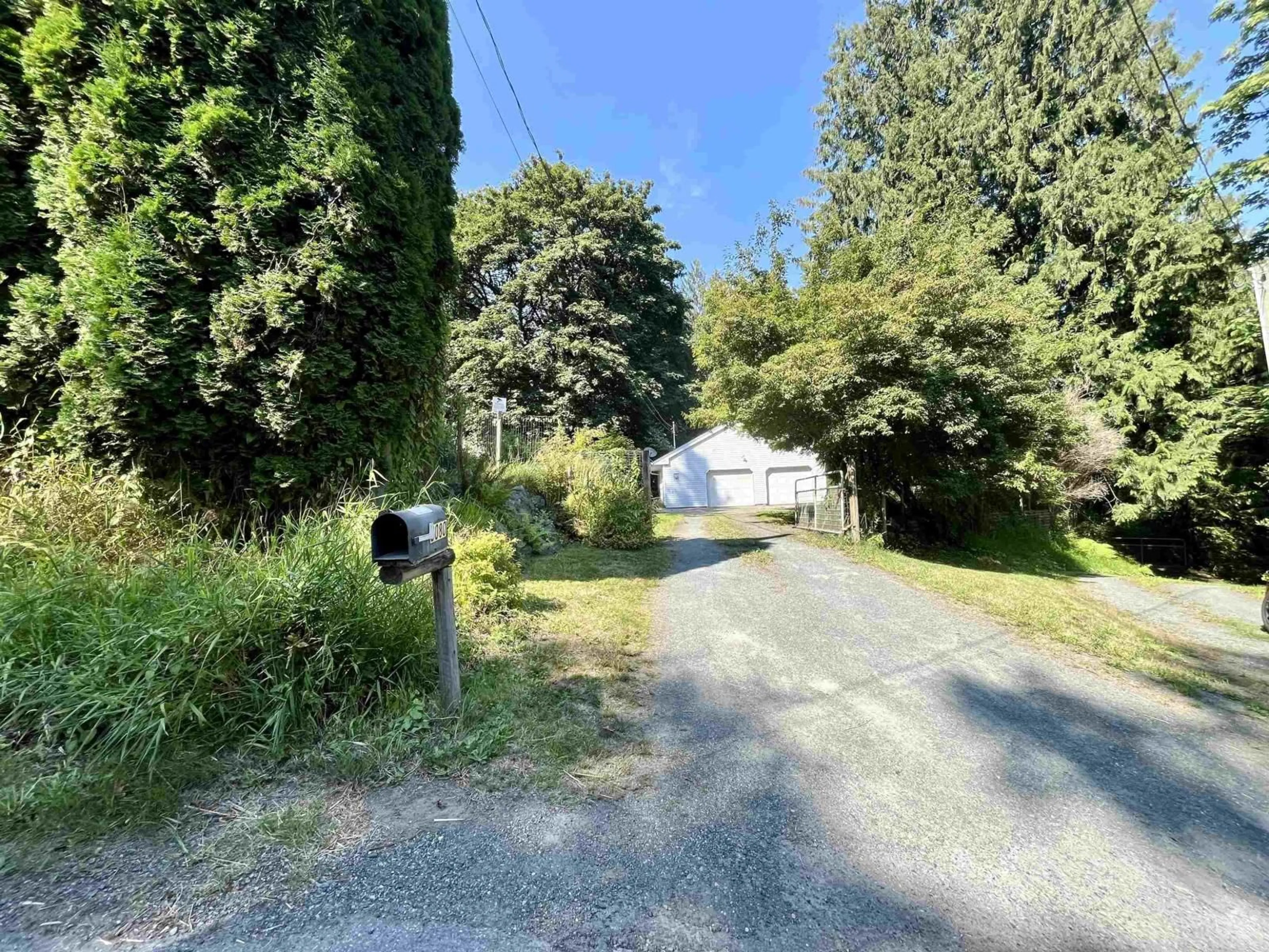 A pic from outside/outdoor area/front of a property/back of a property/a pic from drone, street for 6080 ROSS ROAD, Ryder Lake British Columbia V2R4S6