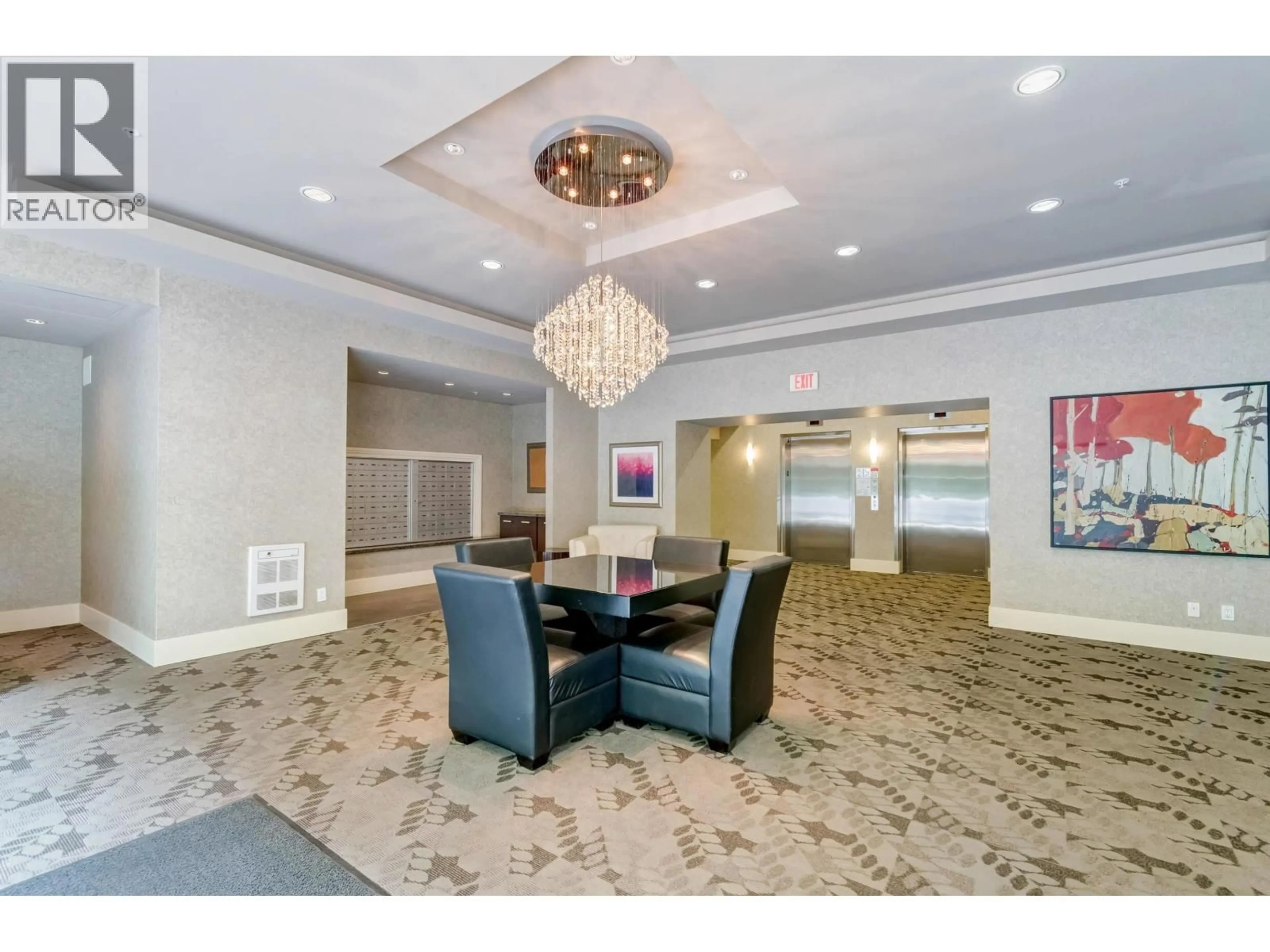 Indoor foyer for 801 - 2959 GLEN DRIVE, Coquitlam British Columbia V3B0B8