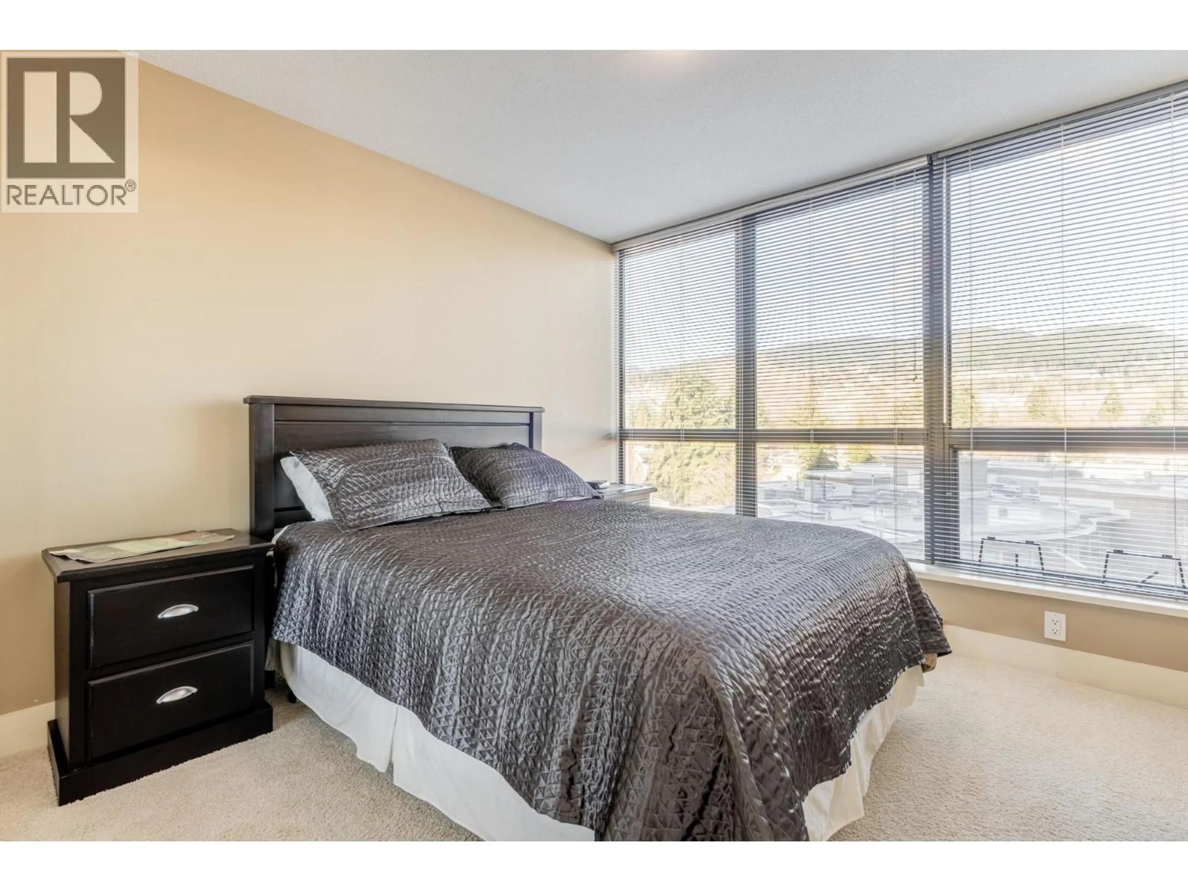 Bedroom with bed, unknown for 801 - 2959 GLEN DRIVE, Coquitlam British Columbia V3B0B8