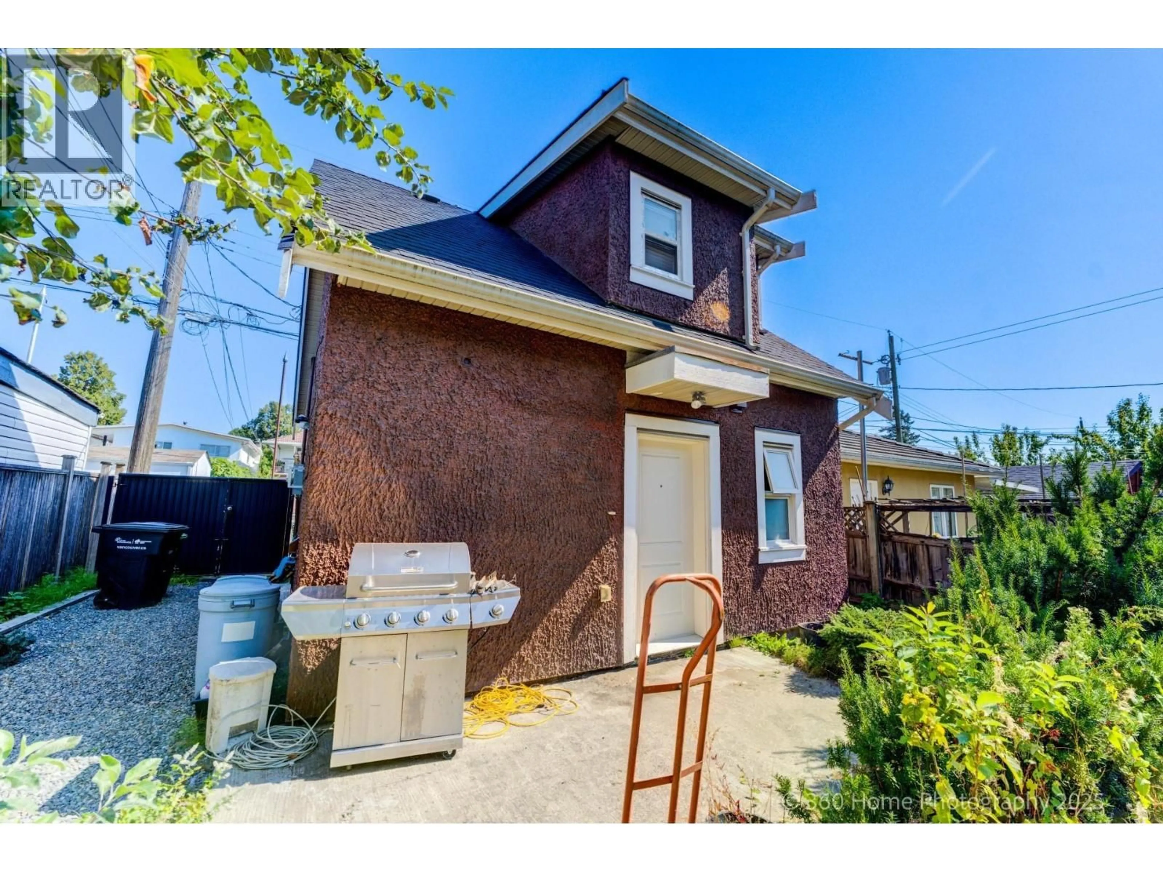 Home with brick exterior material, street for 3345 MONMOUTH AVENUE, Vancouver British Columbia V5R5R7