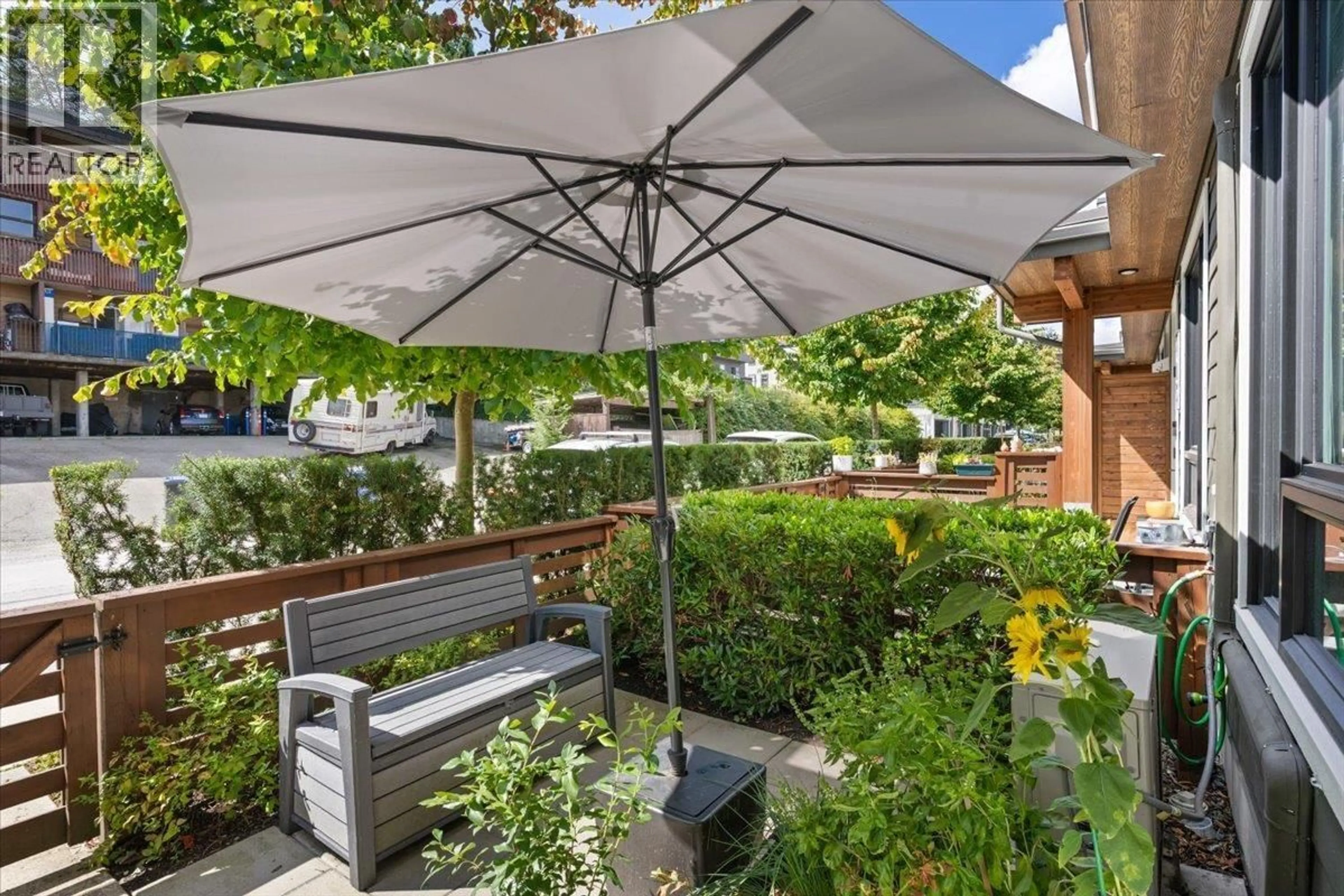 Patio, street for 406 - 3021 ST GEORGE STREET, Port Moody British Columbia V3H0K3