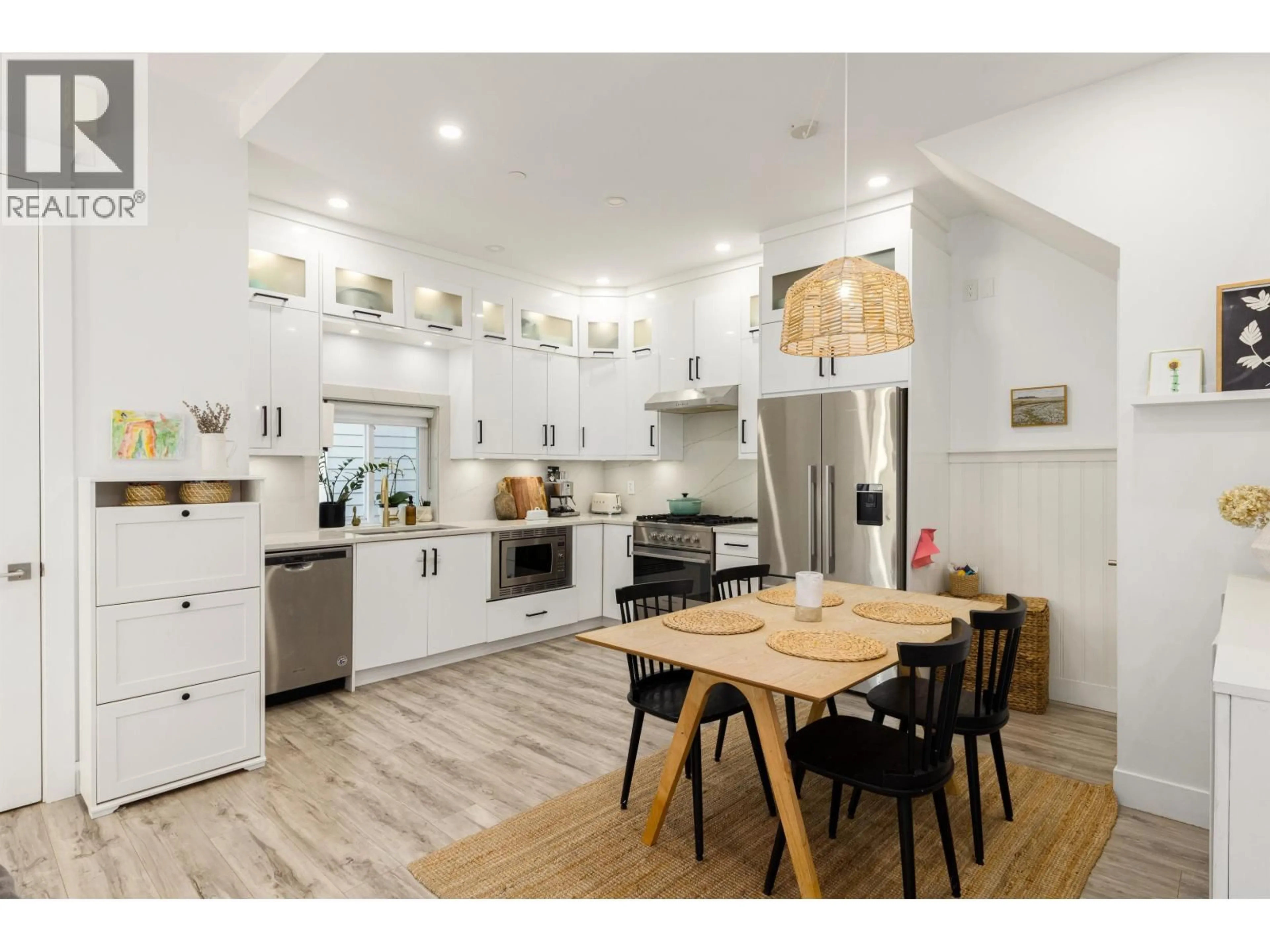 Open concept kitchen, unknown for 2055 VENABLES STREET, Vancouver British Columbia V5L2J1