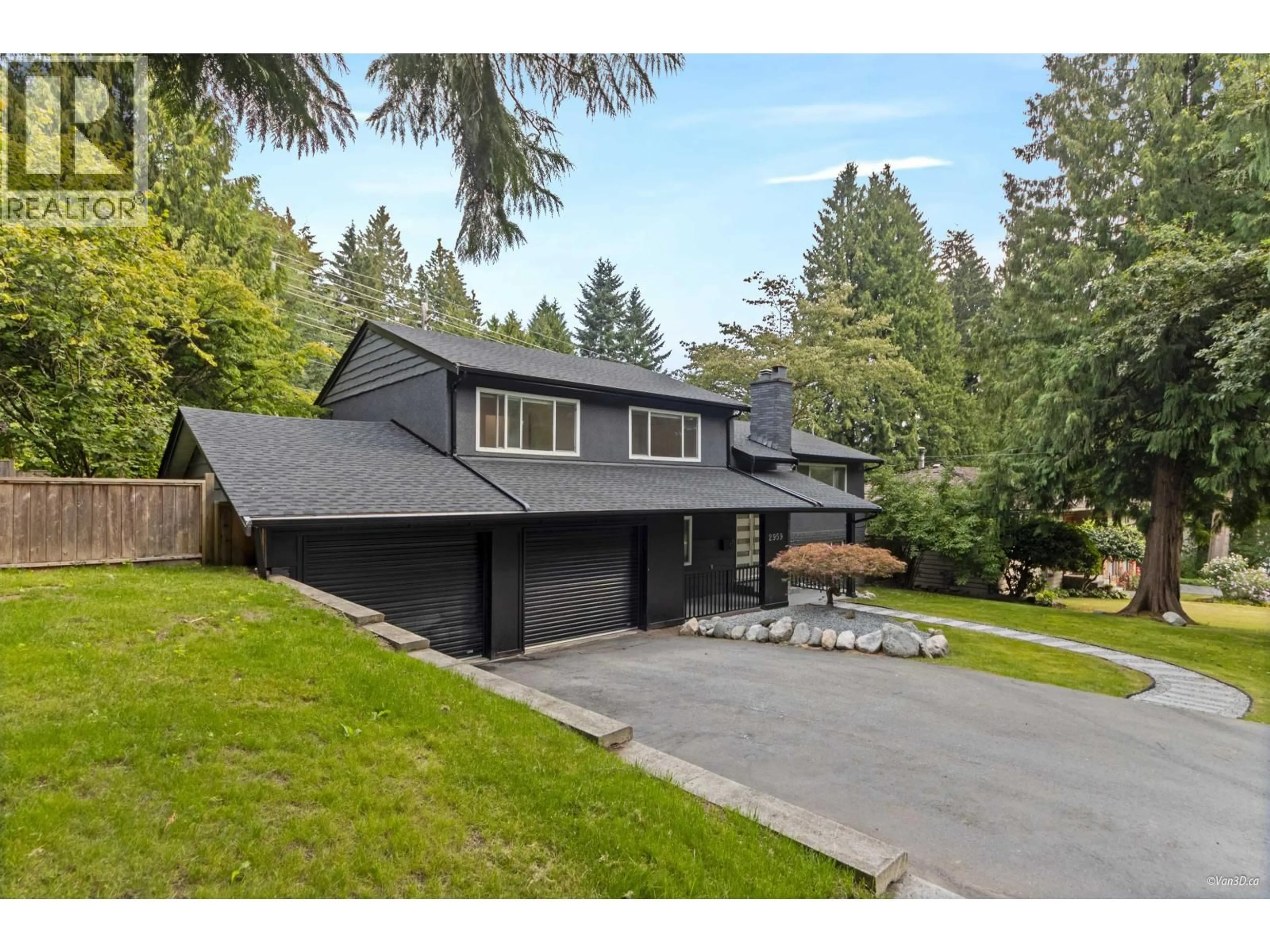 Home with vinyl exterior material, street for 2959 WAGON WHEEL CIRCLE, Coquitlam British Columbia V3C2E7