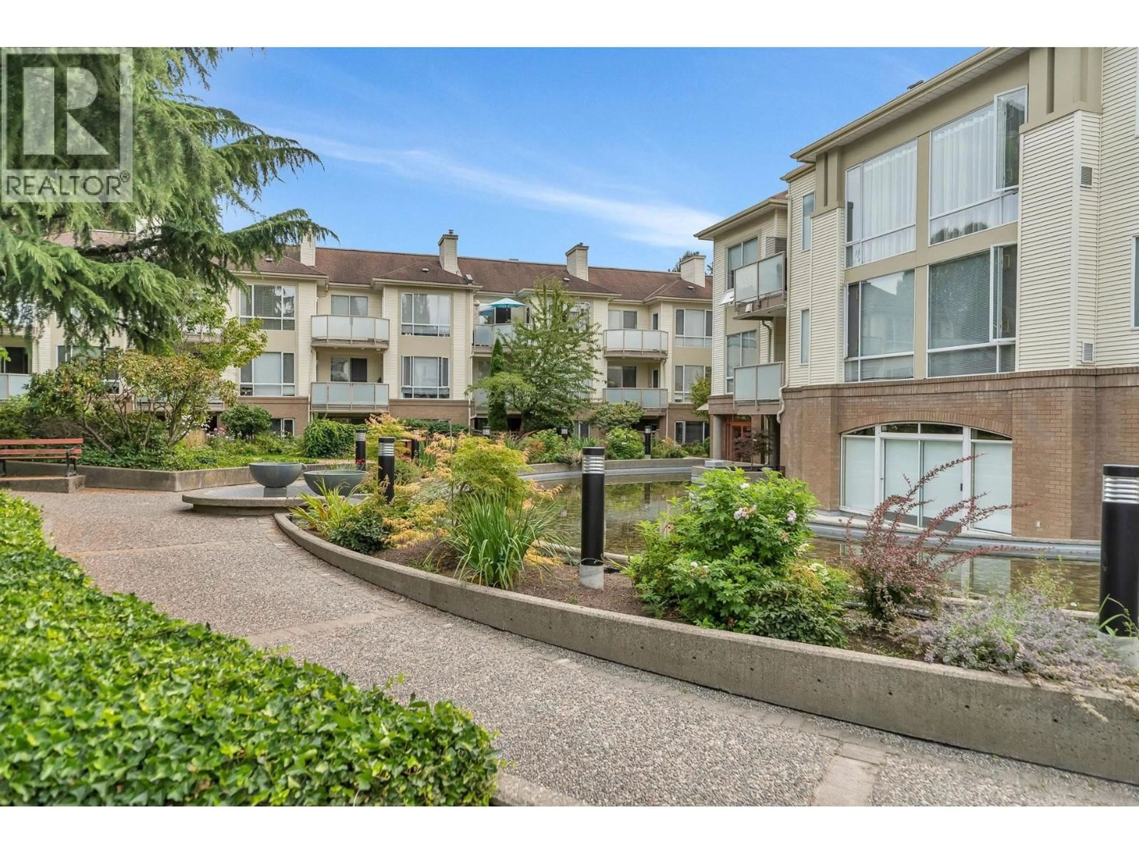Unknown for 105 - 6742 STATION HILL COURT, Burnaby British Columbia V3N4V2