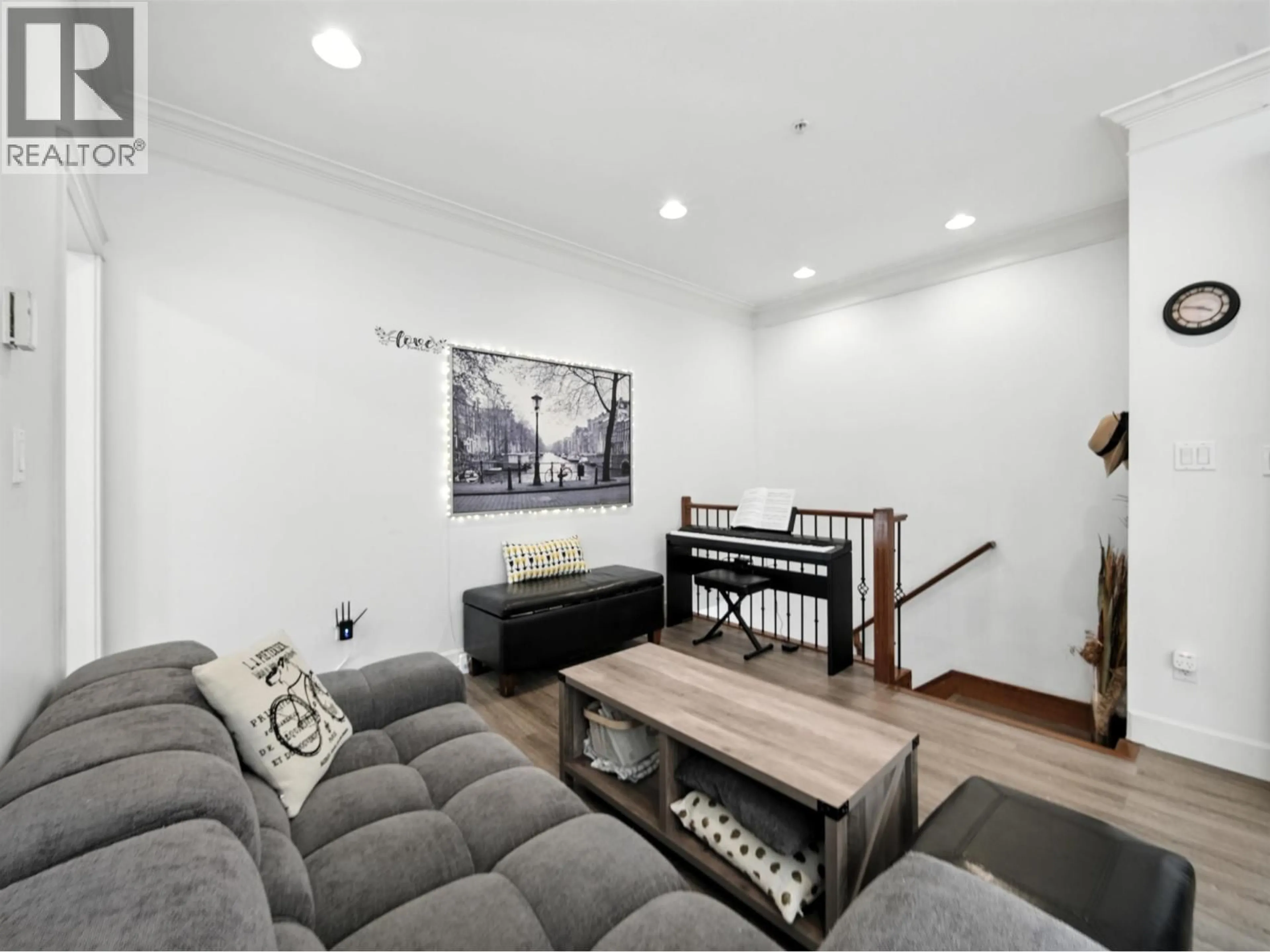 Living room with furniture, unknown for 1430 8TH AVENUE, Vancouver British Columbia V5N1T4