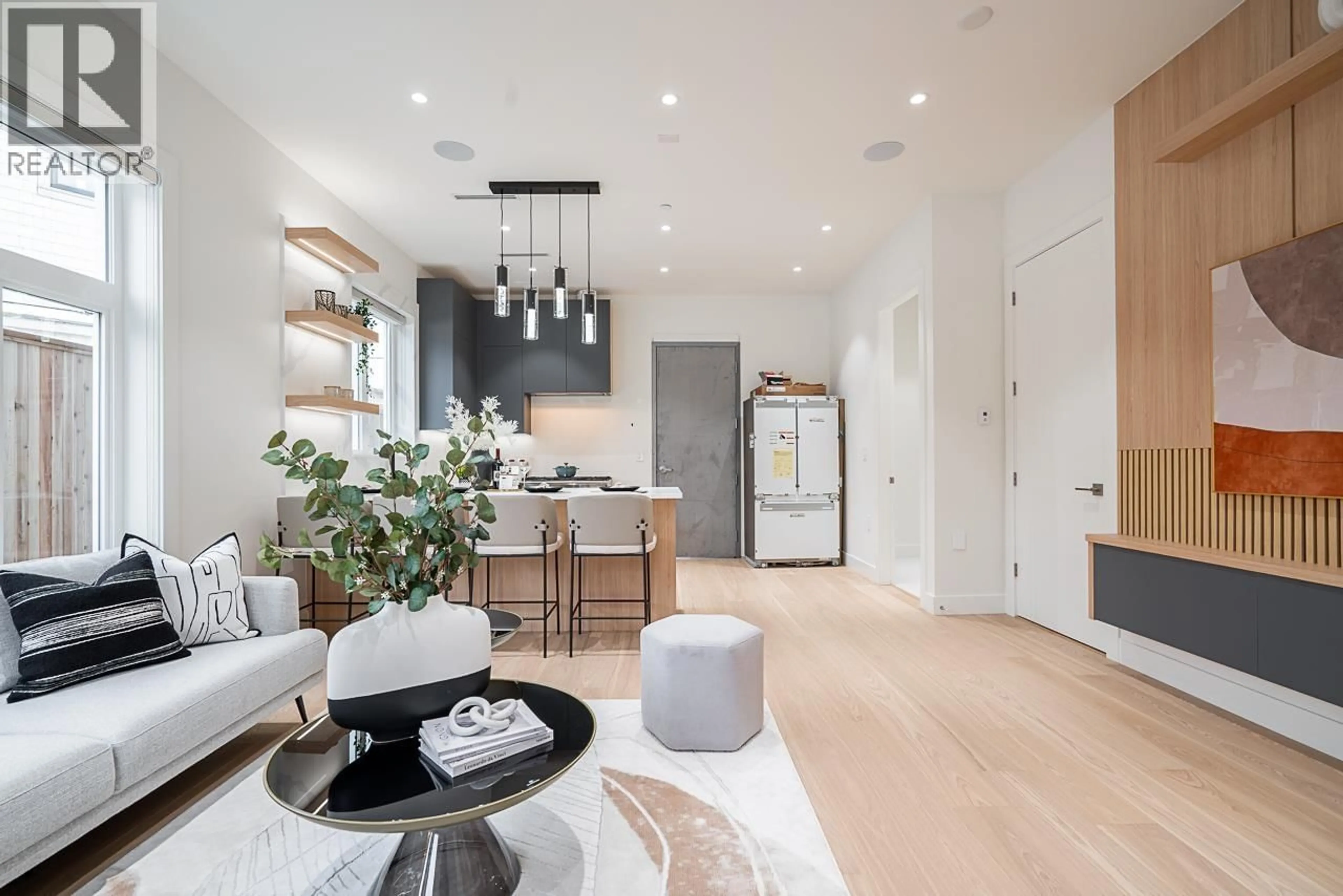 Unknown for 2835 OLIVER CRESCENT, Vancouver British Columbia V6L1T1
