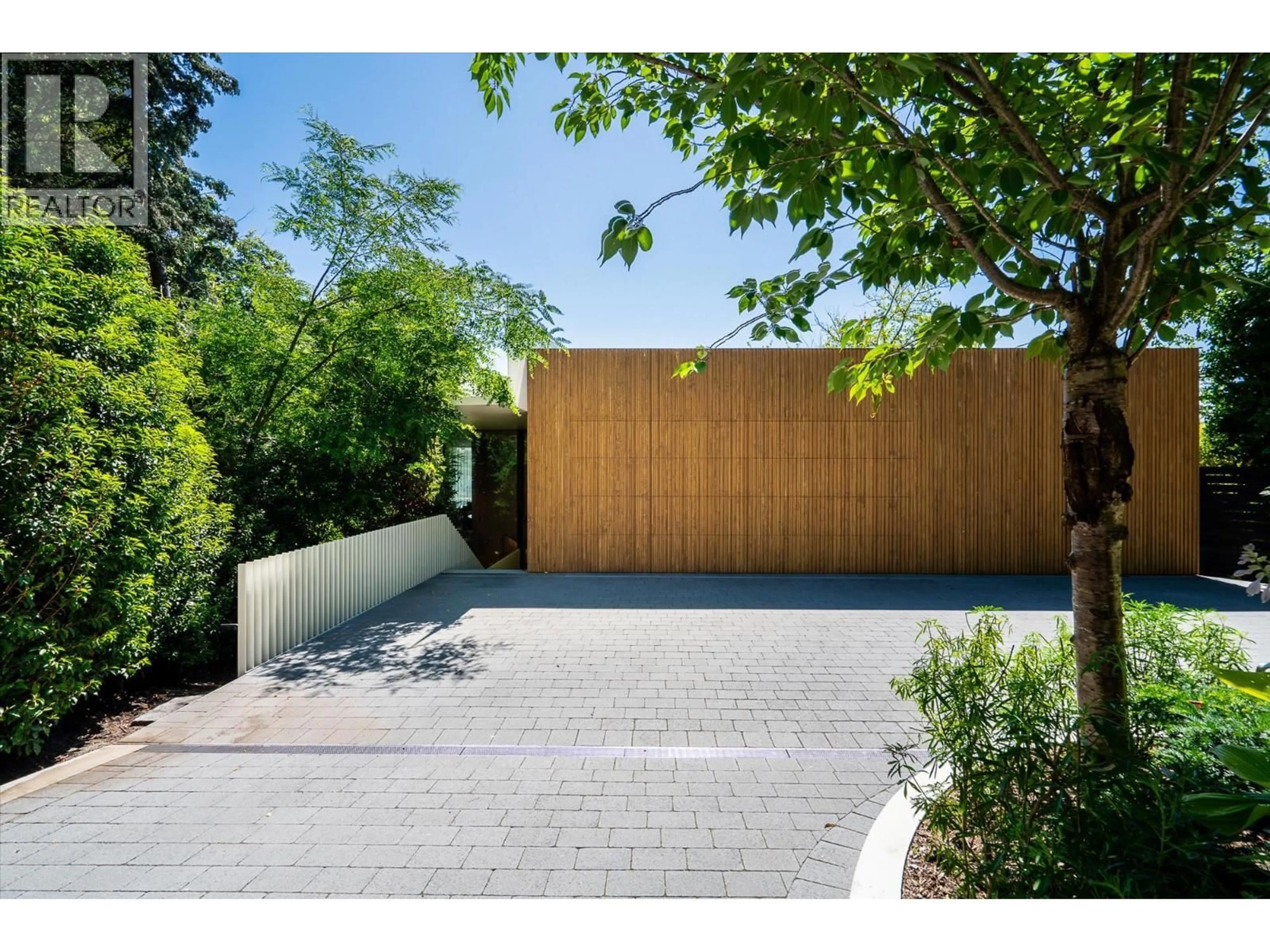 Patio, street for 3478 MARINE DRIVE, West Vancouver British Columbia V7V1N2