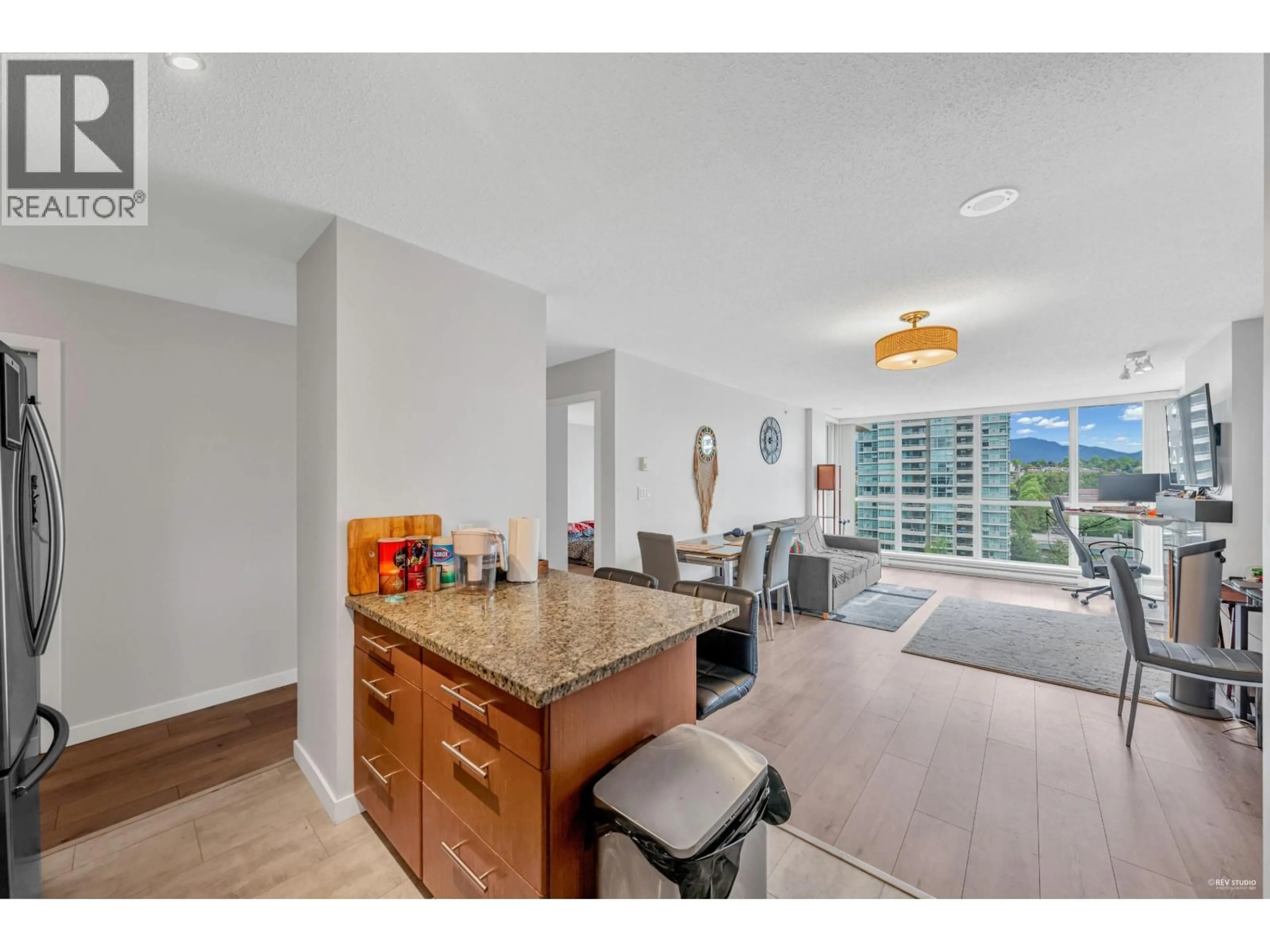 Open concept kitchen, unknown for 1406 - 2088 MADISON AVENUE, Burnaby British Columbia V5C6T5