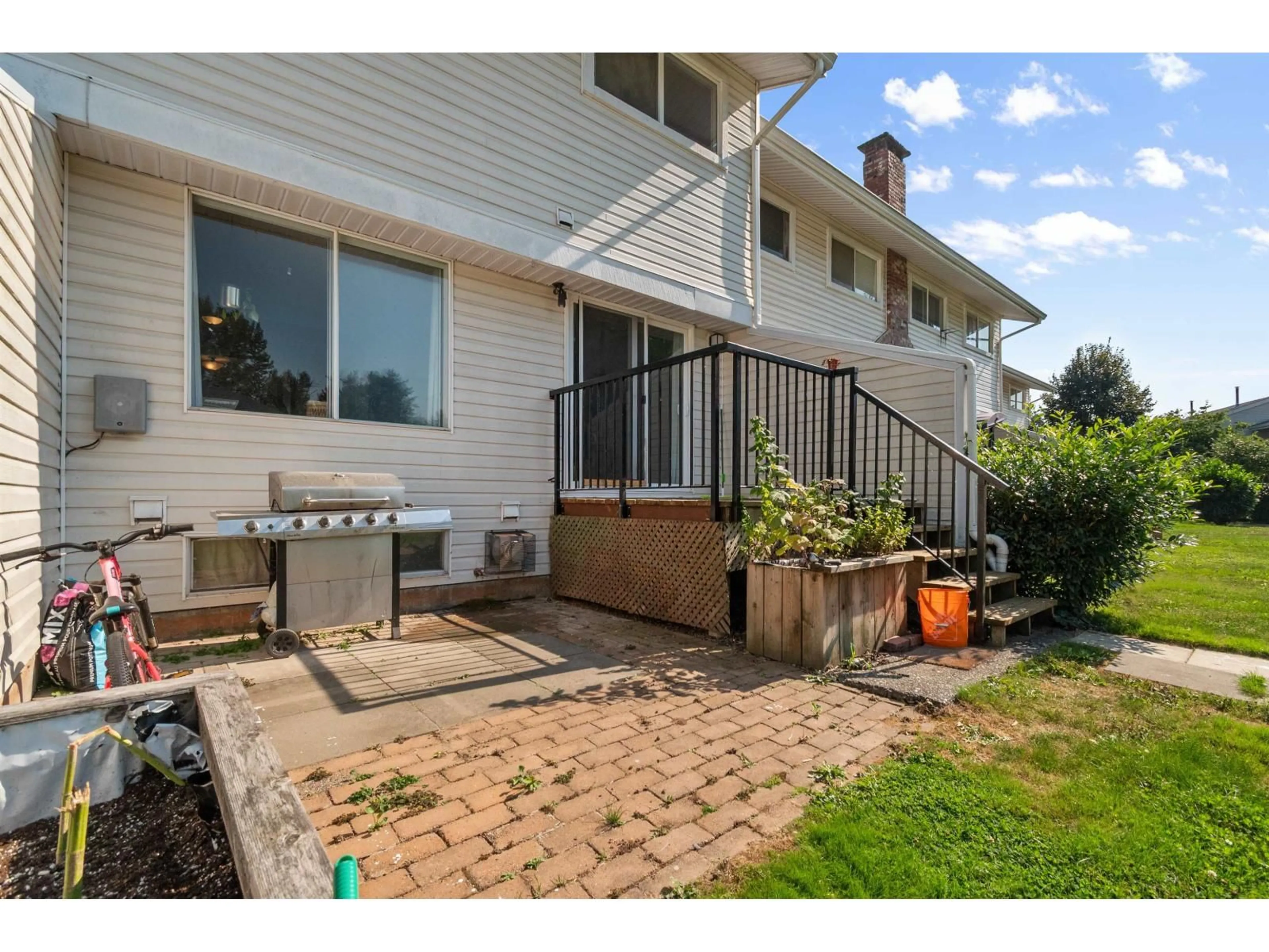 Patio, unknown for 30 - 45215 WOLFE ROAD, Chilliwack British Columbia V2P1V5