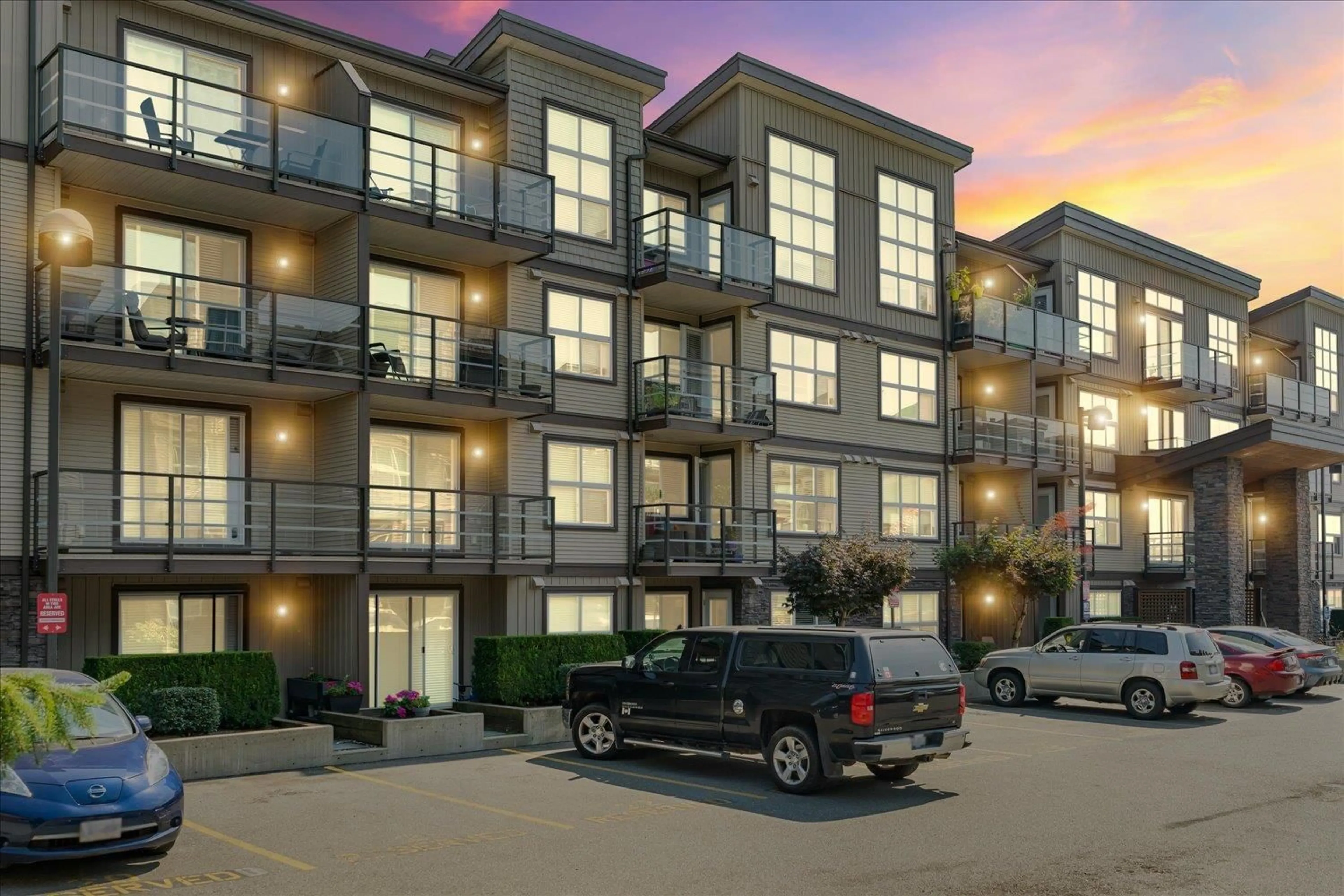 Unknown for 311 - 30525 CARDINAL, Abbotsford British Columbia V2T0A8
