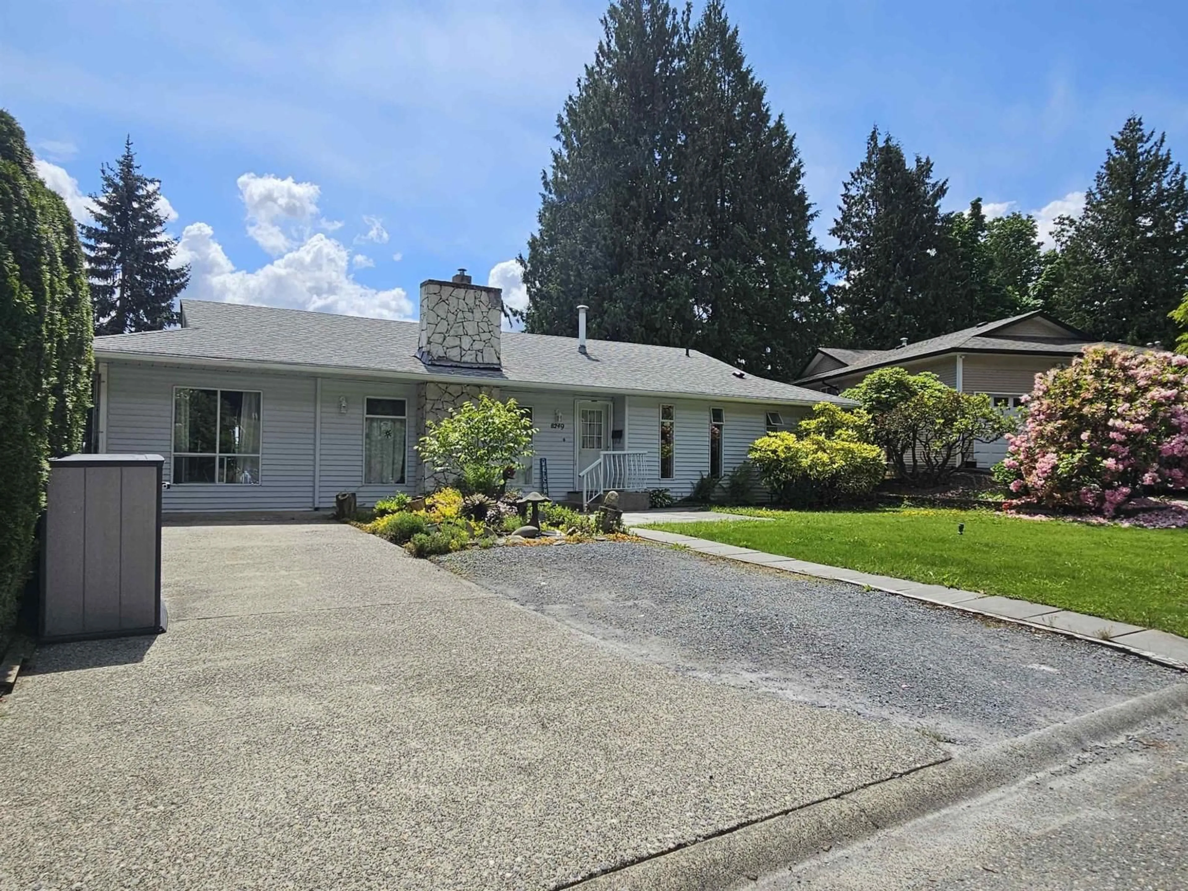 Home with vinyl exterior material, street for 8249 COPPER, Mission British Columbia V2V5X5
