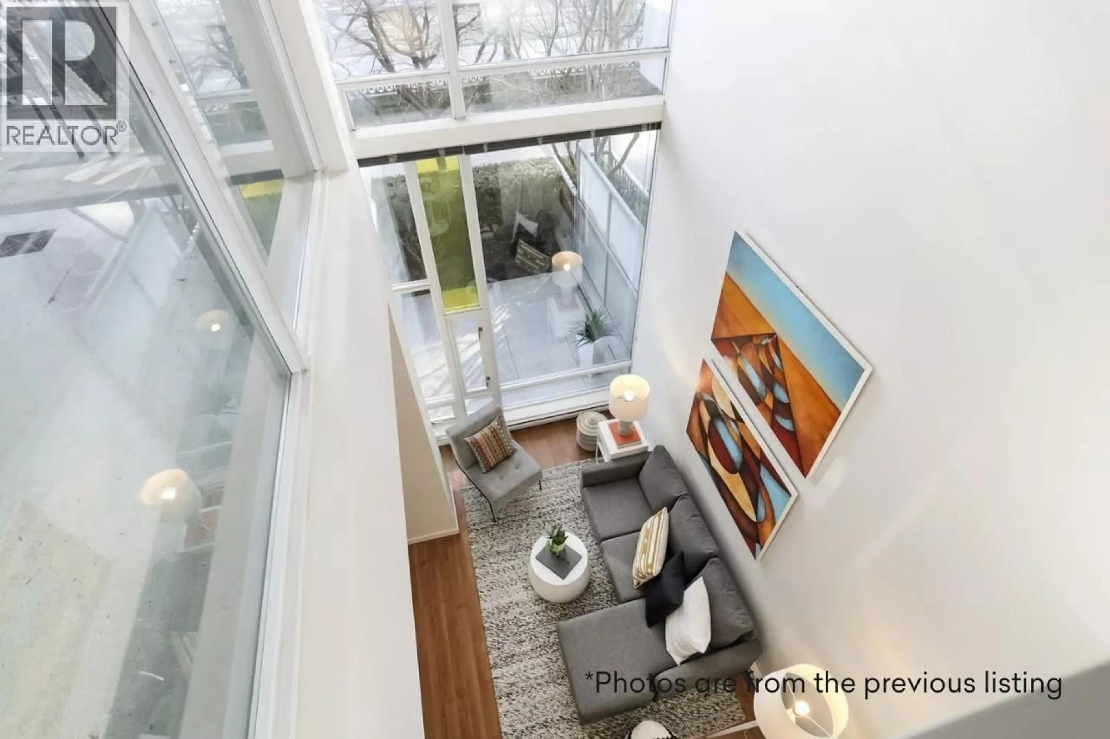 Indoor foyer for 112 DUNSMUIR STREET, Vancouver British Columbia V6B1X7