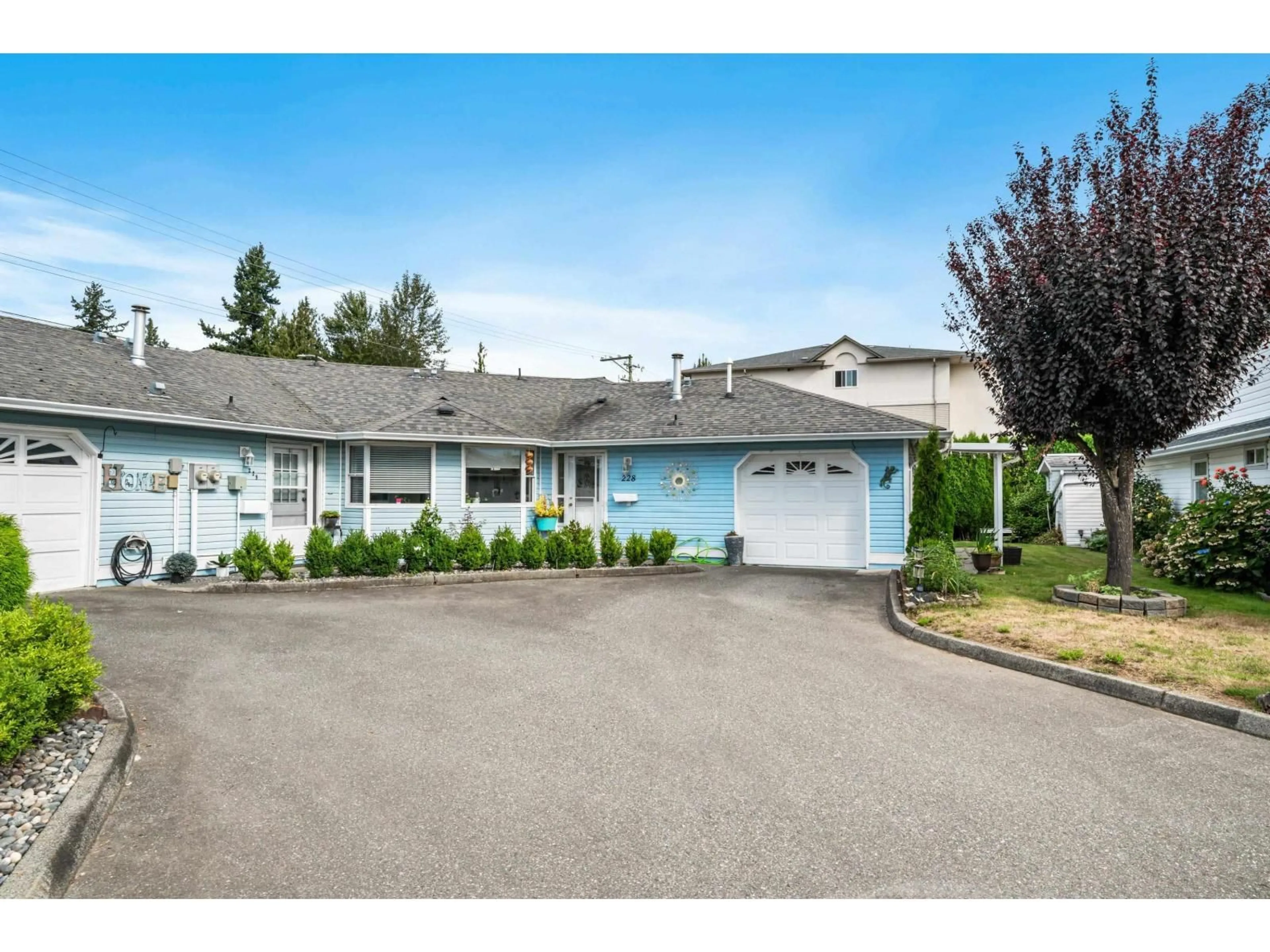 Home with vinyl exterior material, street for 228 - 7610 EVANS ROAD, Chilliwack British Columbia V2R2Z5