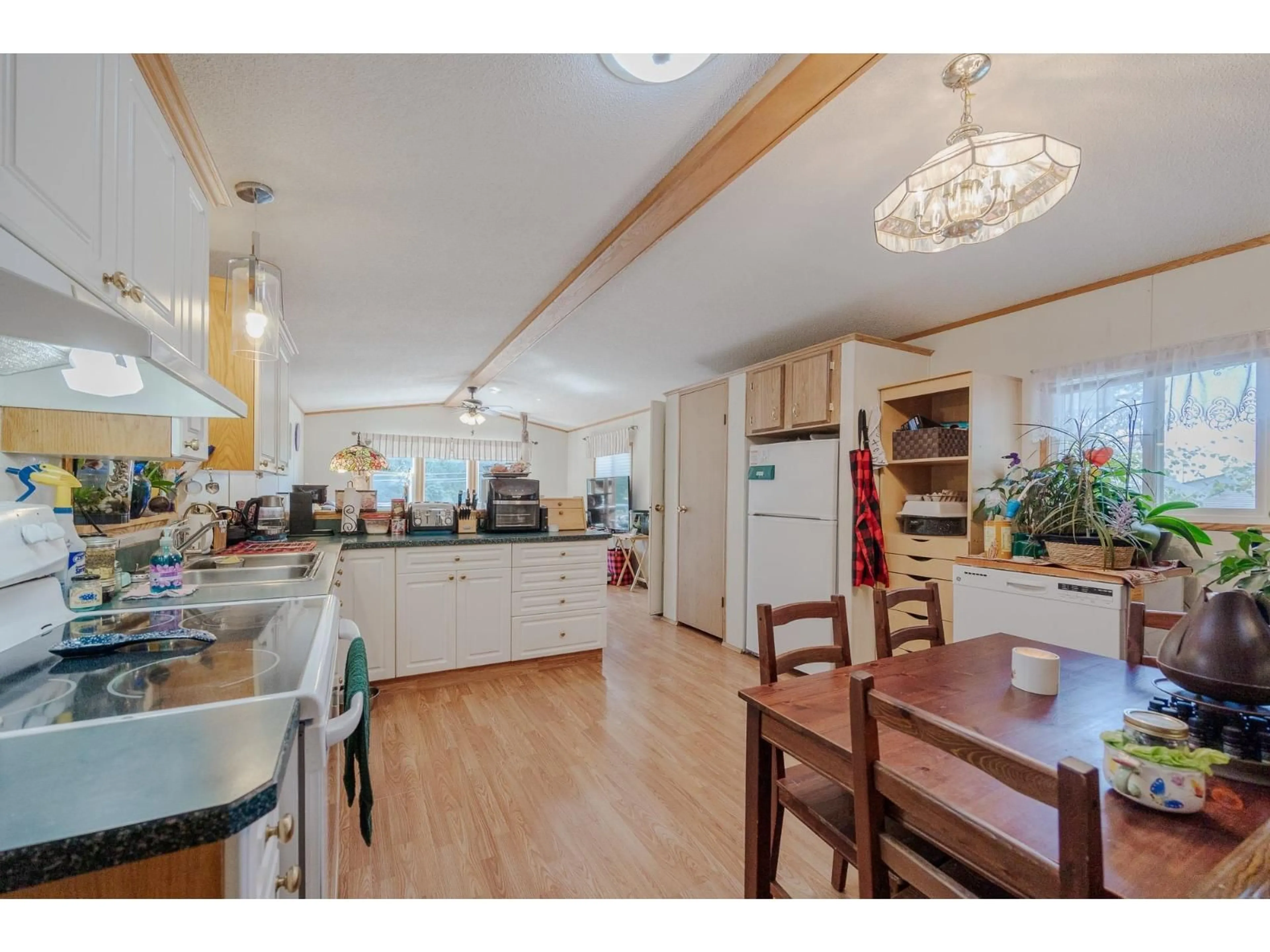 Open concept kitchen, wood/laminate floor for 52975 YALE ROAD, Rosedale British Columbia V0X1X1