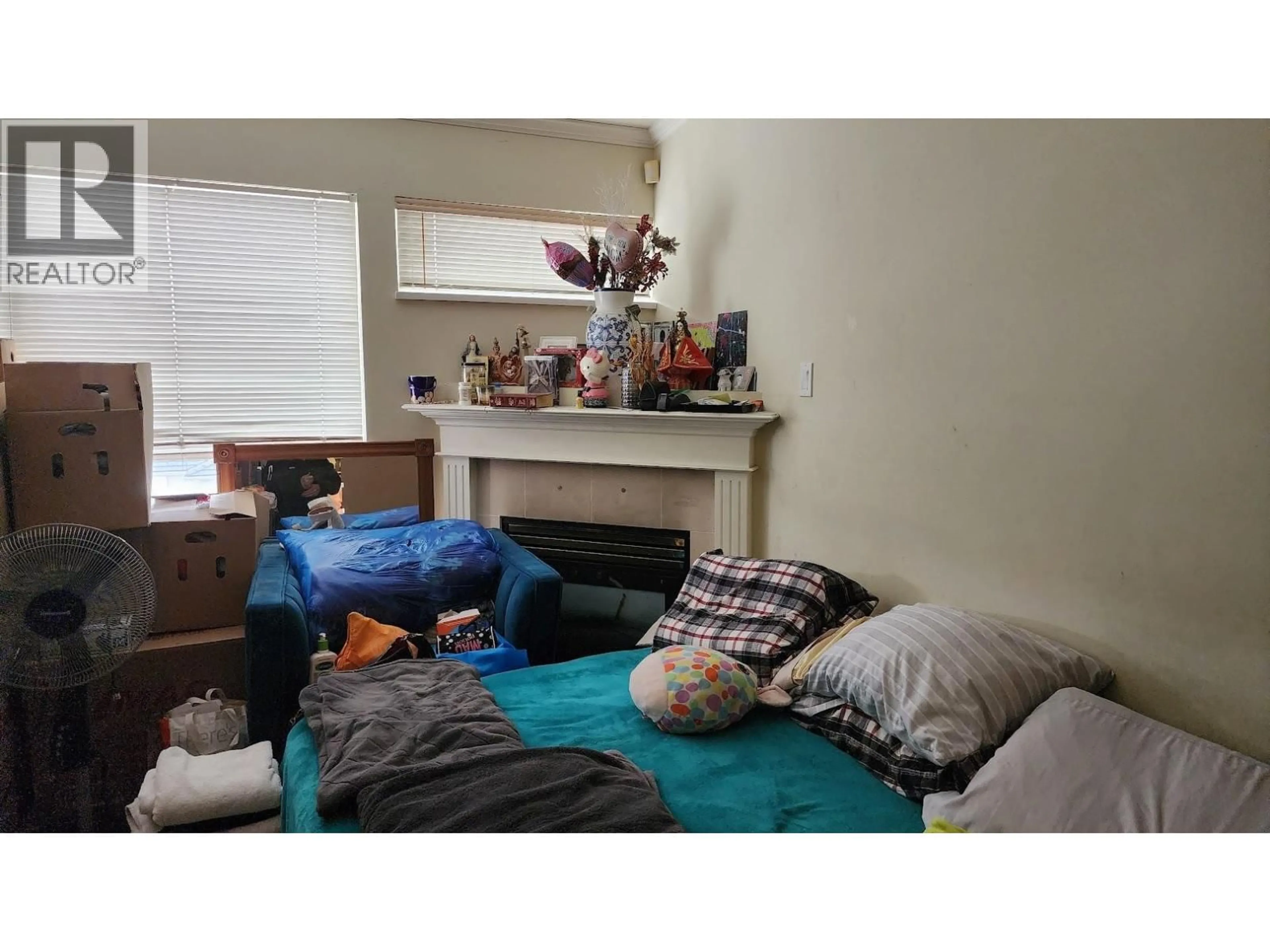 A pic of a room for 423 - 2238 KINGSWAY, Vancouver British Columbia V5N2T7