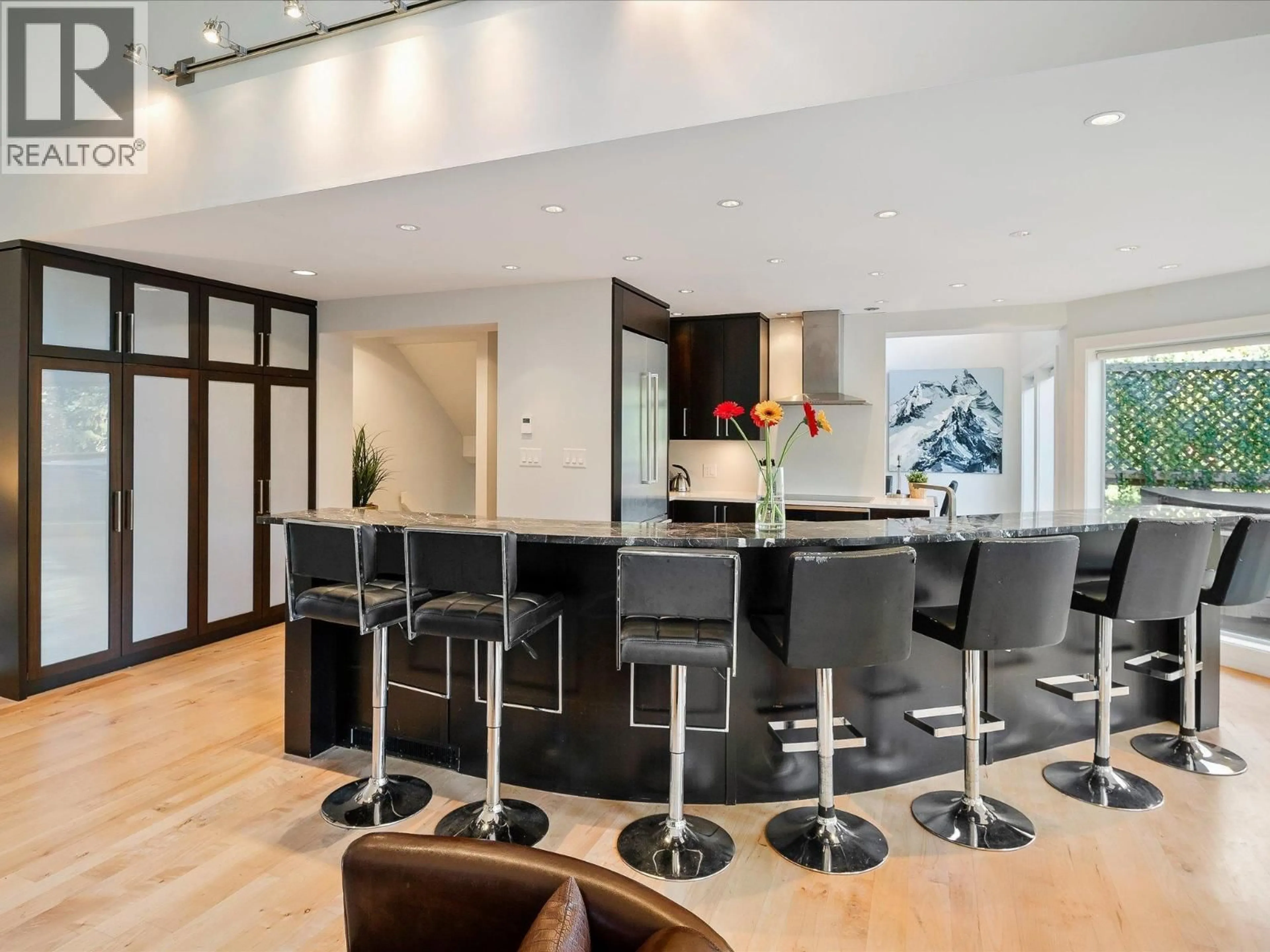 Open concept kitchen, unknown for 6252 PALMER DRIVE, Whistler British Columbia V8E0C7