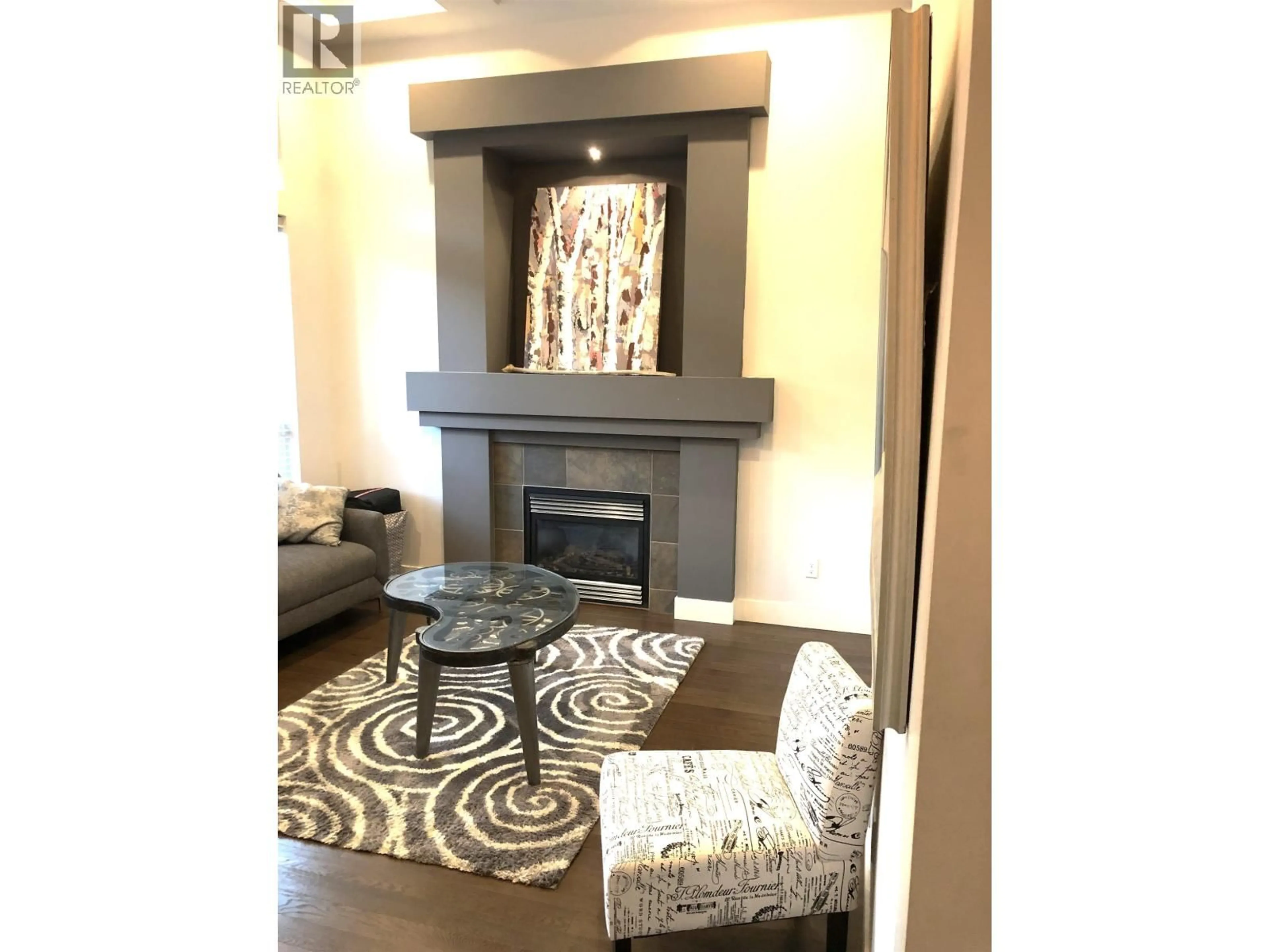 Living room with furniture, unknown for 11620 HARRIS ROAD, Pitt Meadows British Columbia V3Y0B1