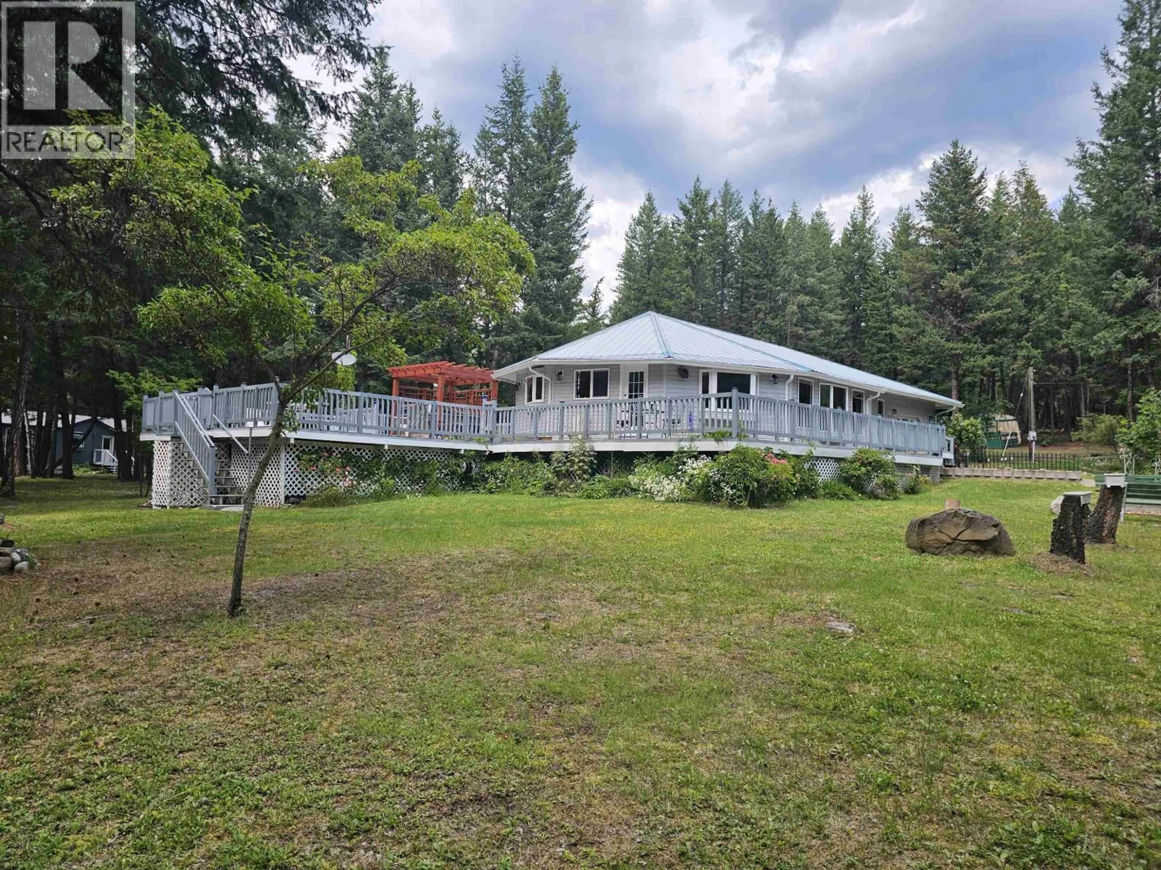 A pic from outside/outdoor area/front of a property/back of a property/a pic from drone, mountain view for 3024 KELDON ROAD, Lac La Hache British Columbia V0K1T1
