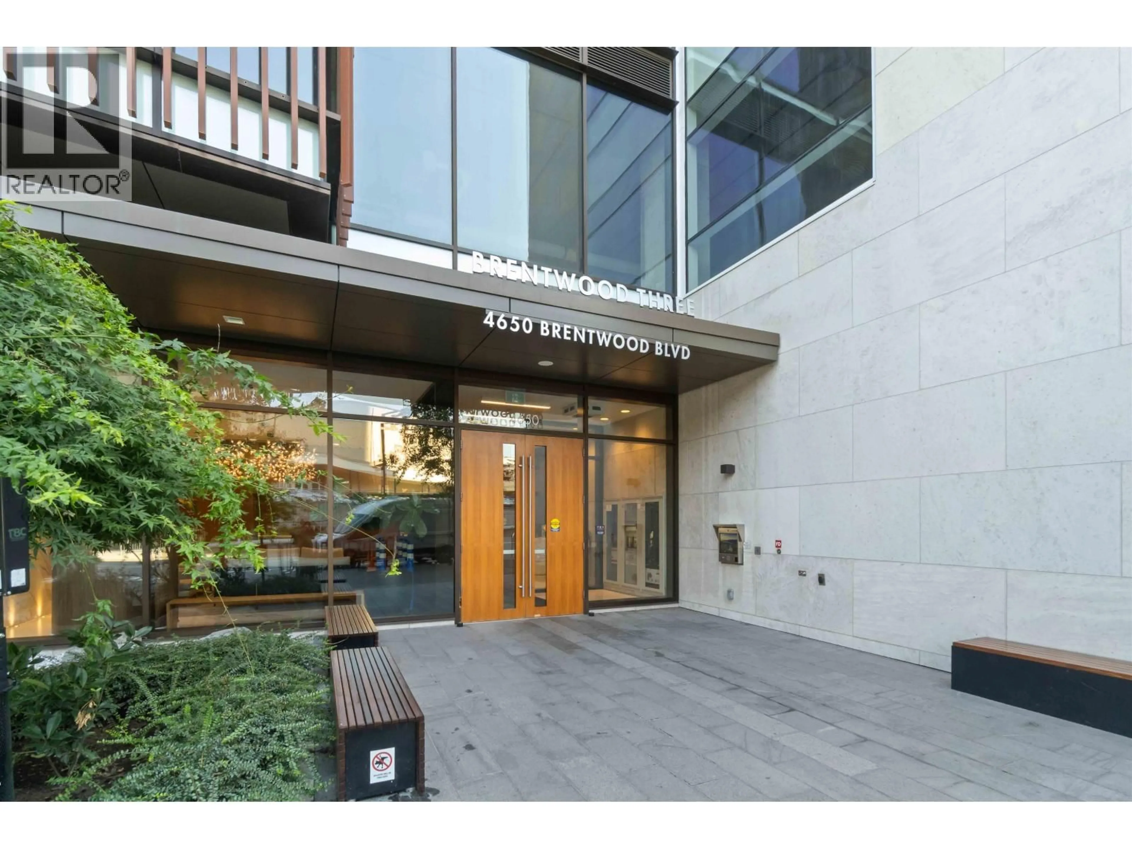 Indoor foyer for 3103 - 4650 BRENTWOOD BOULEVARD, Burnaby British Columbia V5C0M3