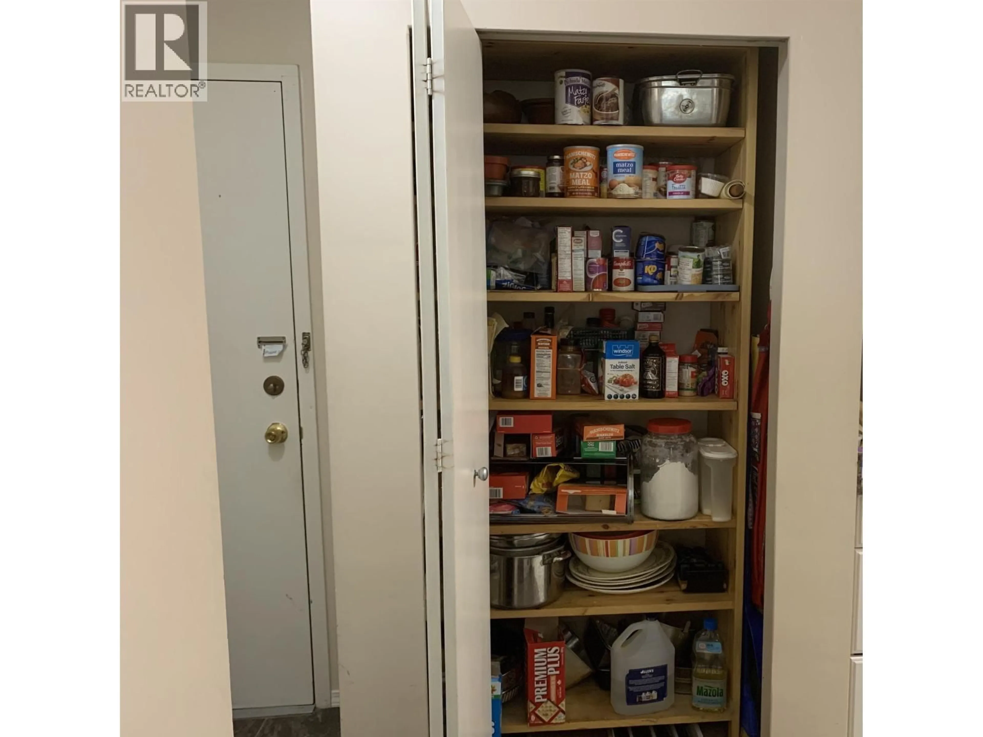 Storage room or clothes room or walk-in closet for 113 - 5791 GRANVILLE AVENUE, Richmond British Columbia V7C1E8