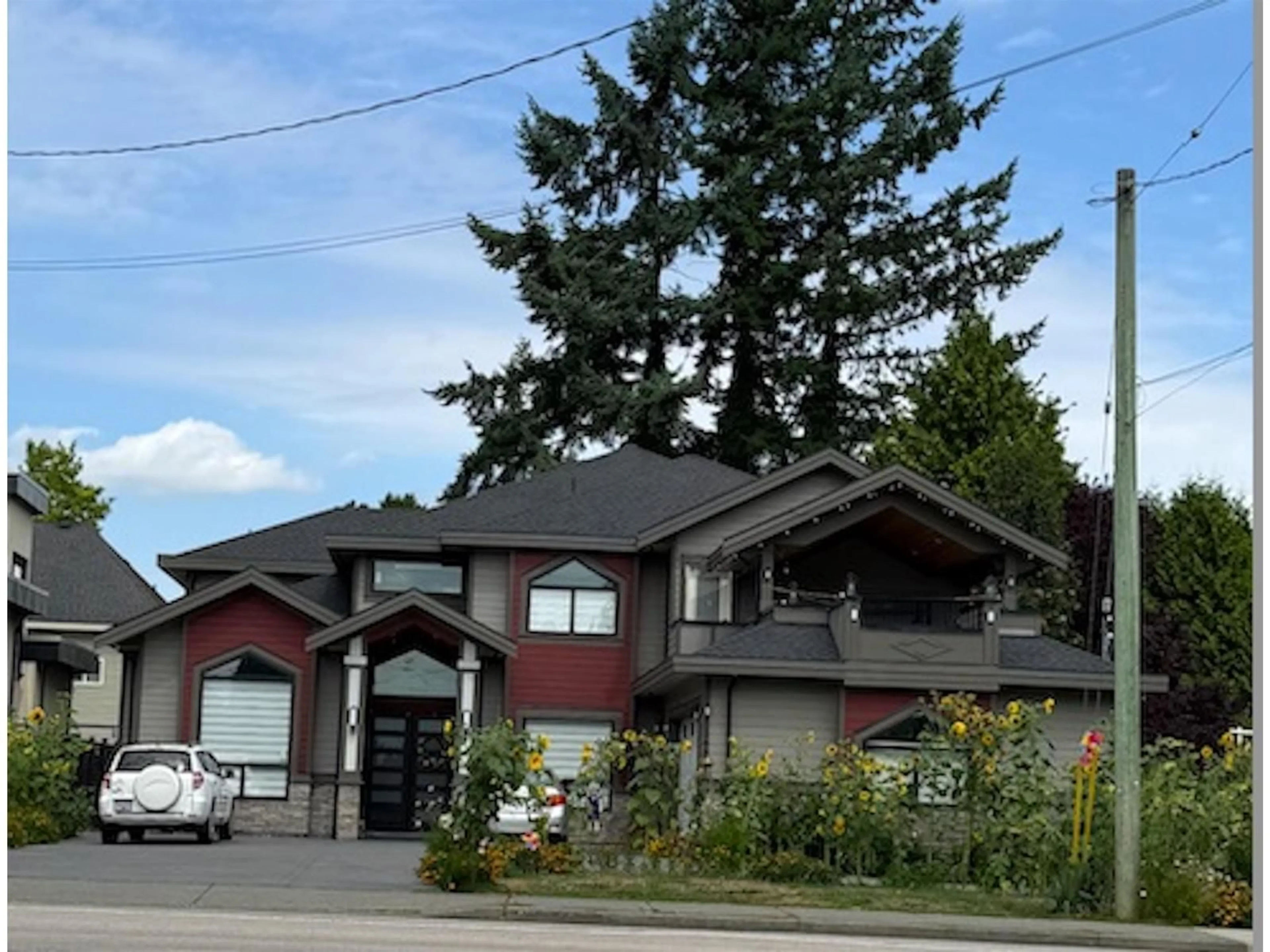 Home with vinyl exterior material, street for 13449 68, Surrey British Columbia V3W2G1