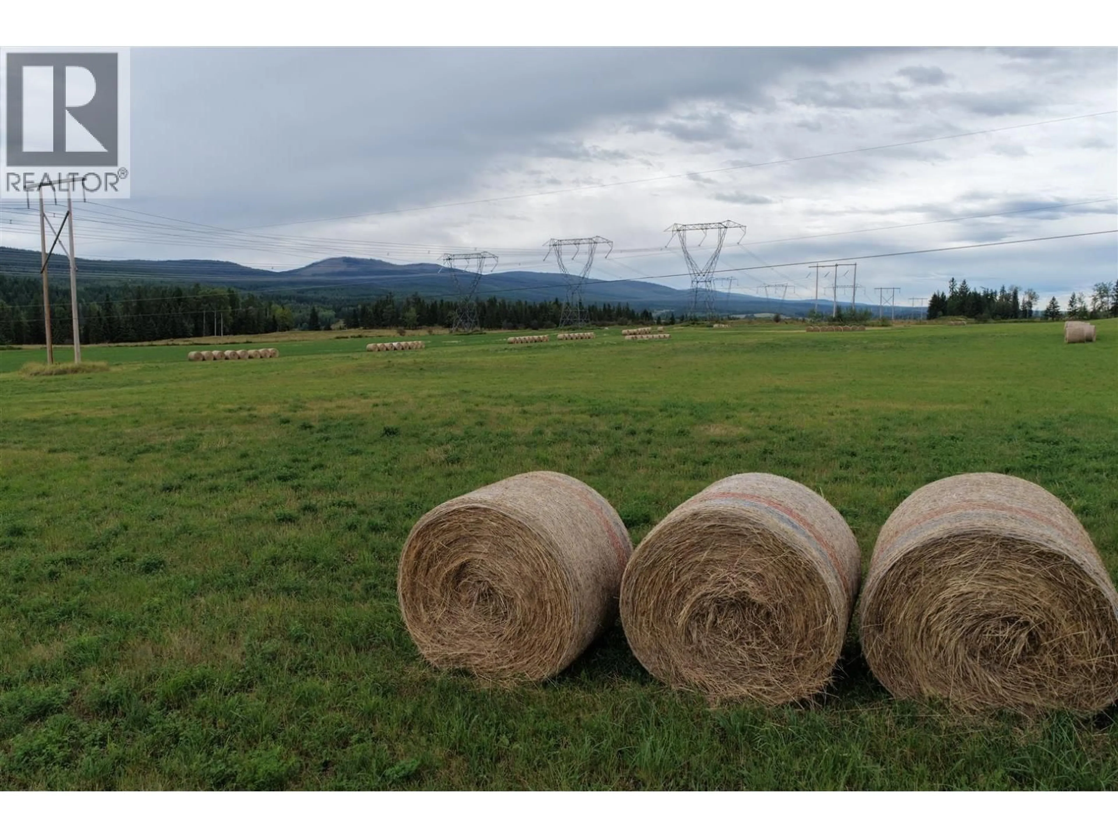 A pic from outside/outdoor area/front of a property/back of a property/a pic from drone, mountain view for 3489 DURRELL ROAD, Quesnel British Columbia V2J6N1