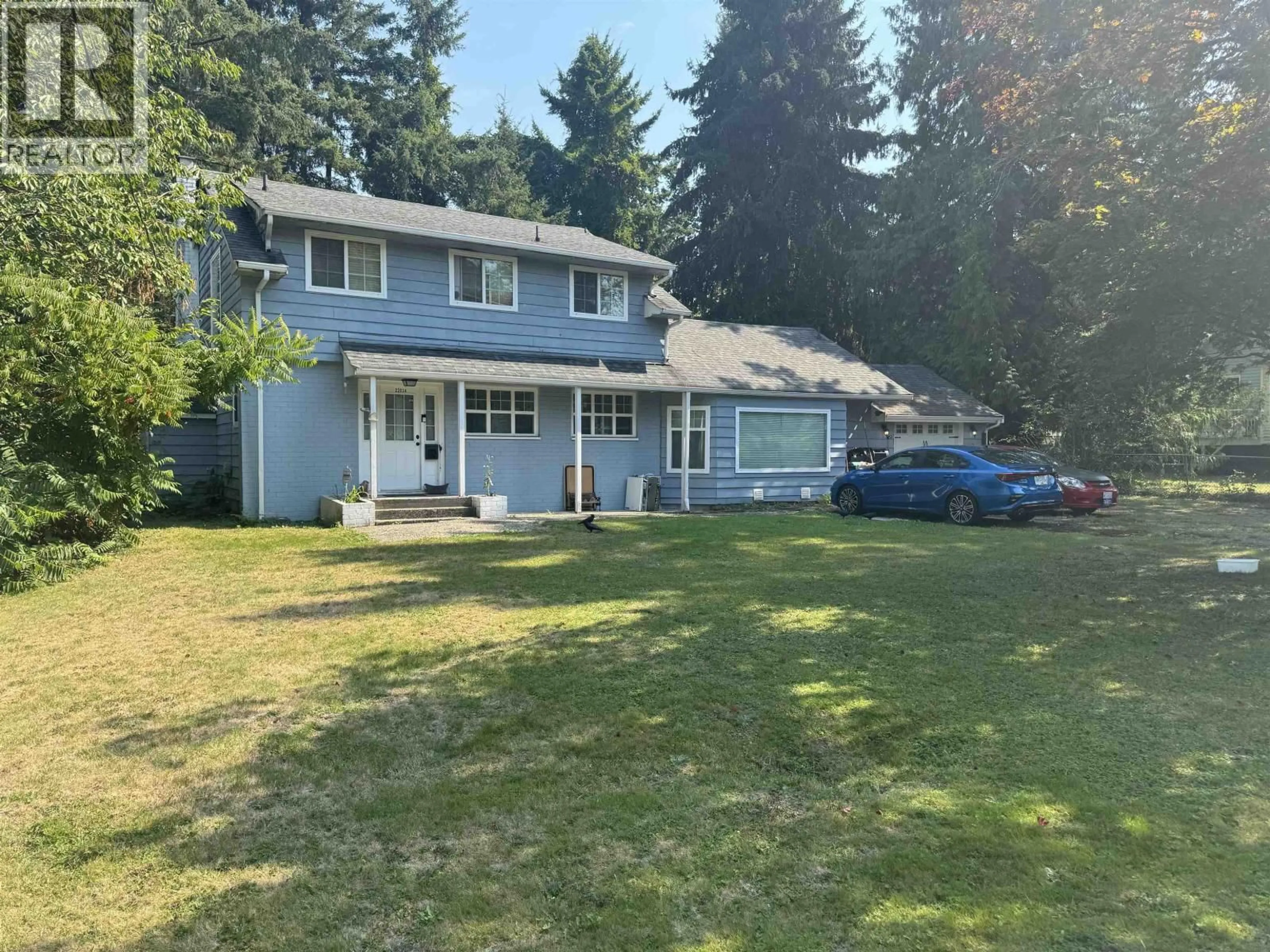 A pic from outside/outdoor area/front of a property/back of a property/a pic from drone, street for 22034 124TH AVENUE, Maple Ridge British Columbia V2X4J2