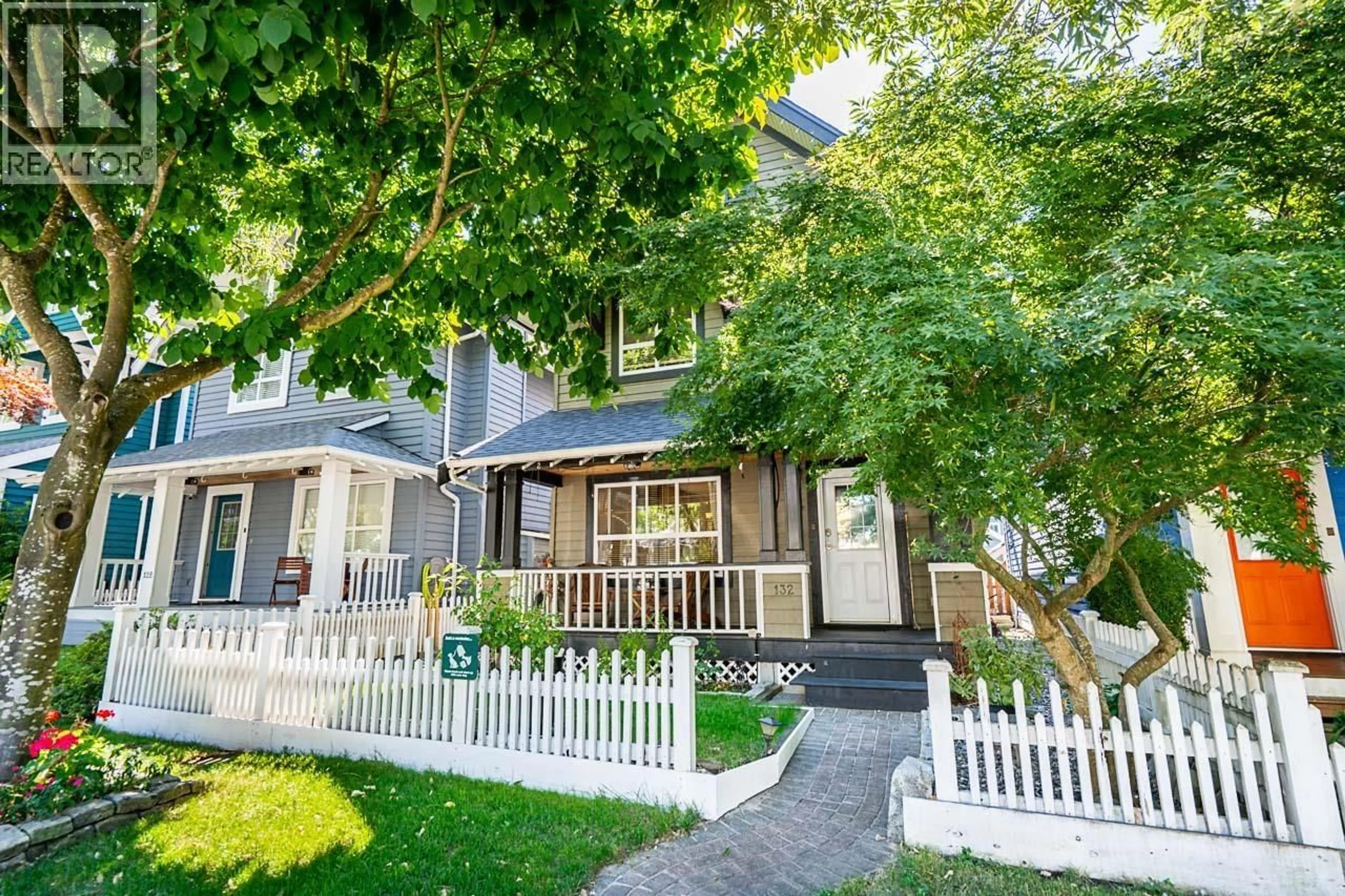 Unknown for 132 STAR CRESCENT, New Westminster British Columbia V3M6X5
