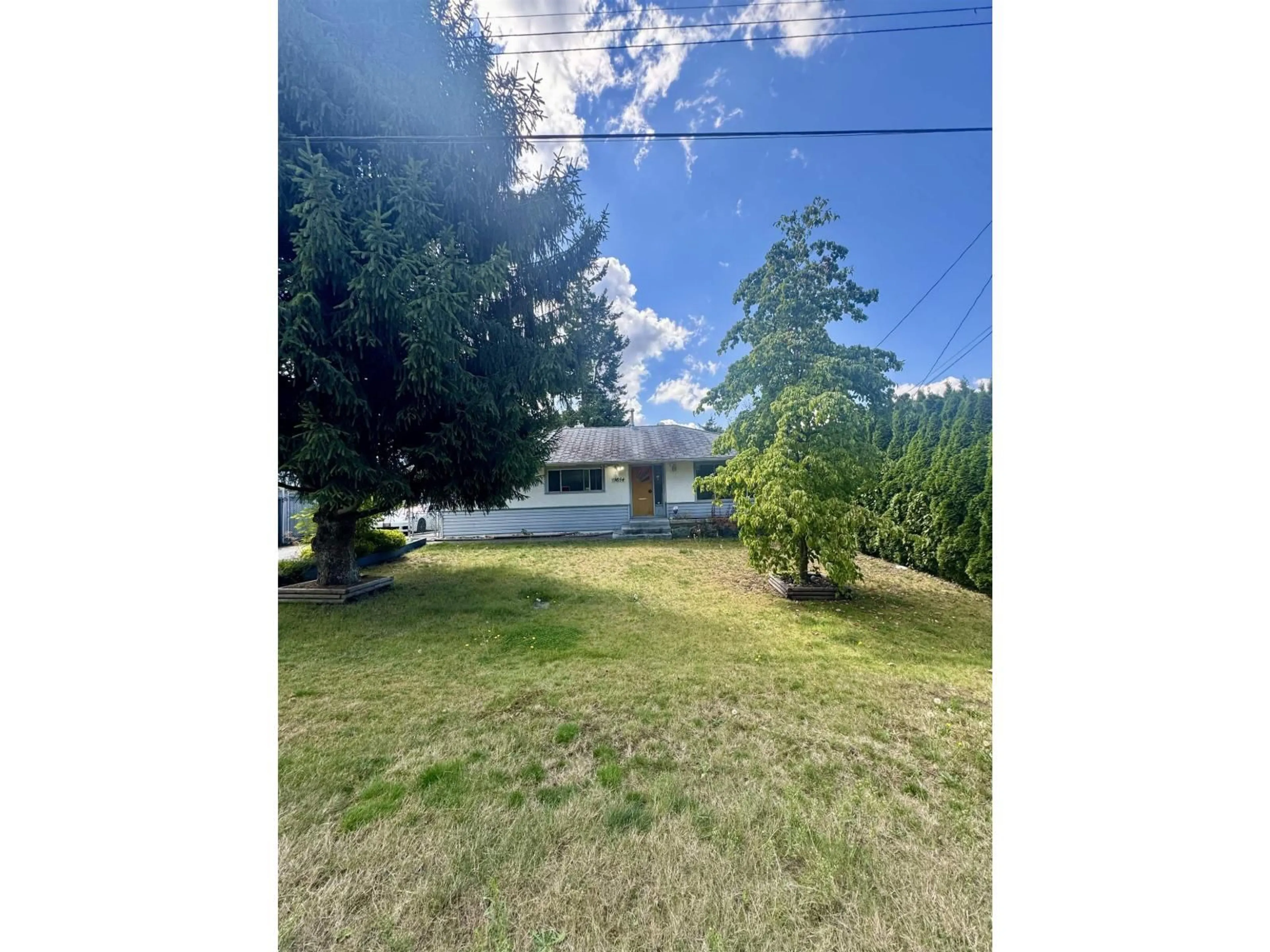 A pic from outside/outdoor area/front of a property/back of a property/a pic from drone, unknown for 13654 LARNER, Surrey British Columbia V3R5K2