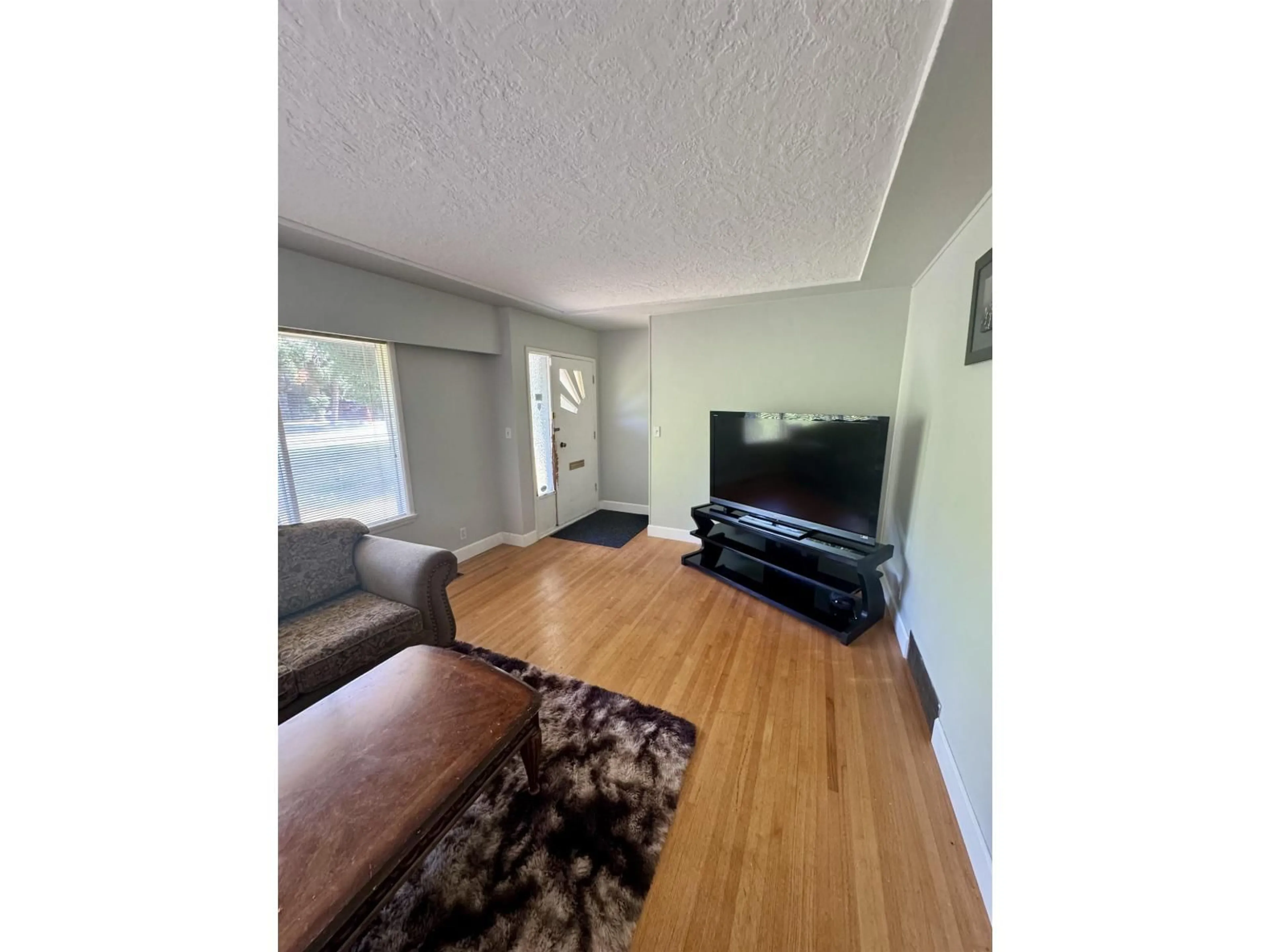 A pic of a room for 13654 LARNER, Surrey British Columbia V3R5K2