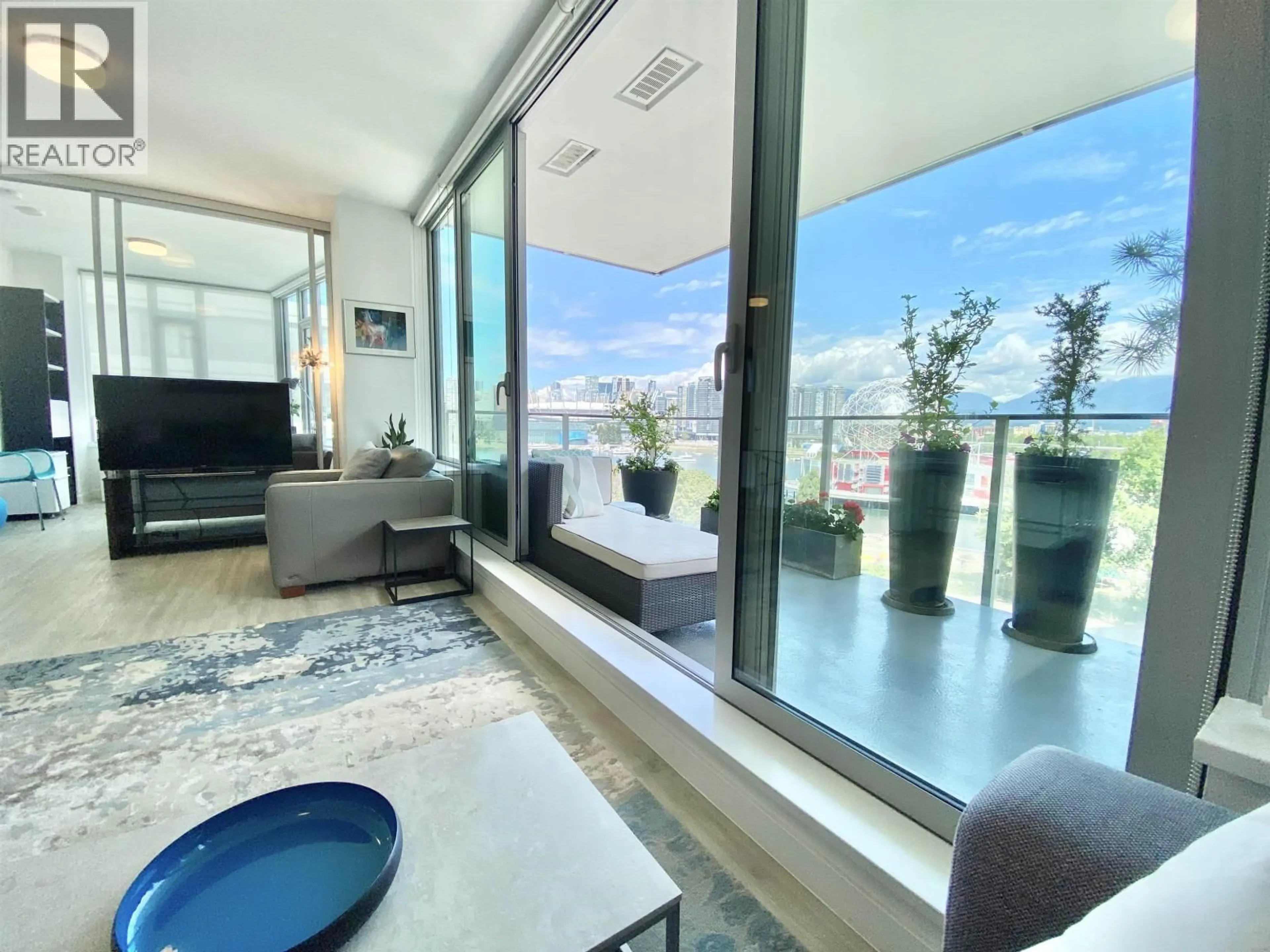 A pic of a room for 910 - 1661 QUEBEC STREET, Vancouver British Columbia V6A0H2