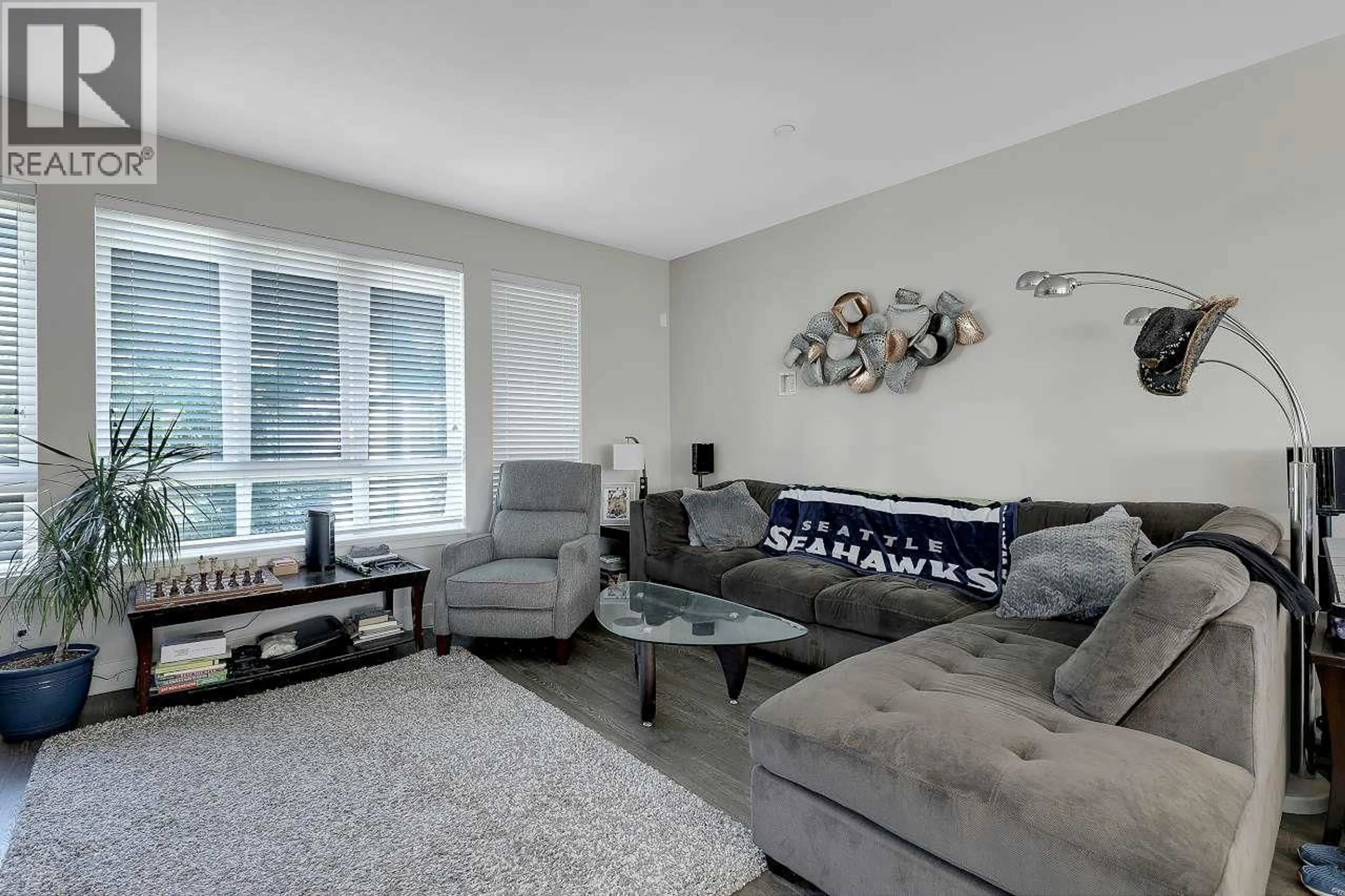 Living room with furniture, unknown for 353 - 1784 OSPREY DRIVE, Tsawwassen British Columbia V4M0B8