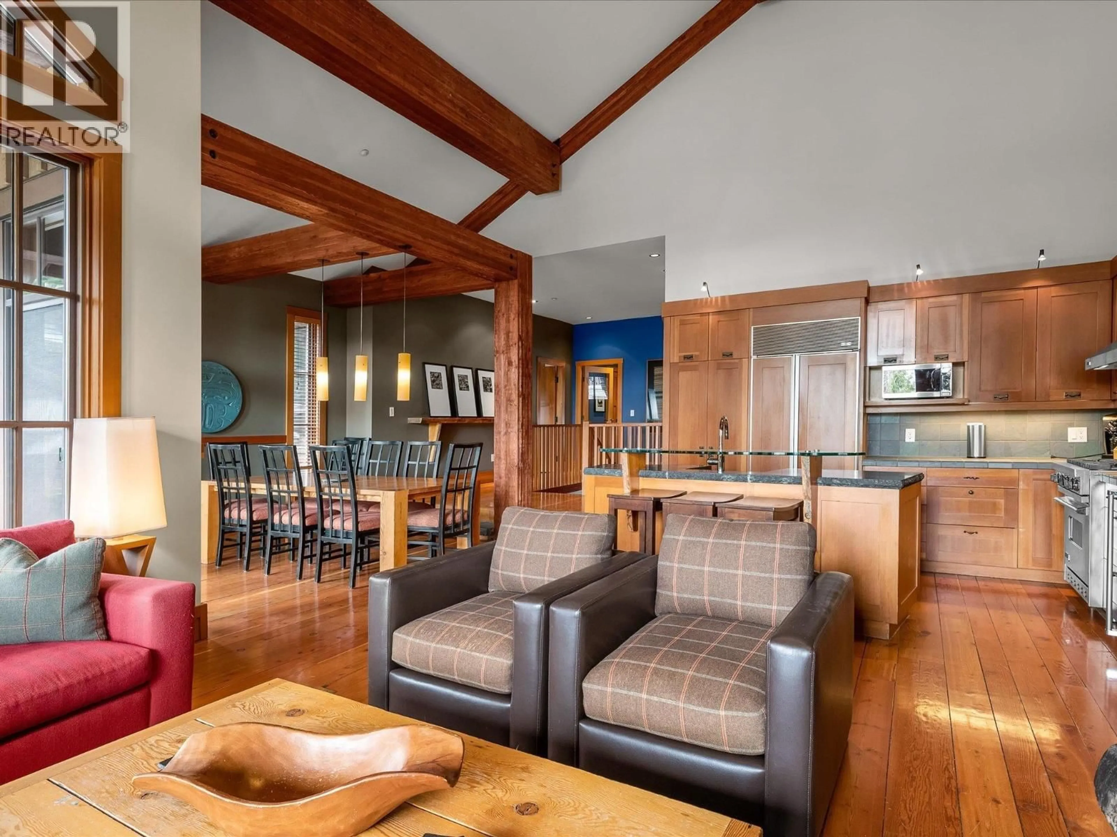 Open concept kitchen, wood/laminate floor for 5i - 2300 NORDIC DRIVE, Whistler British Columbia V8E0A6