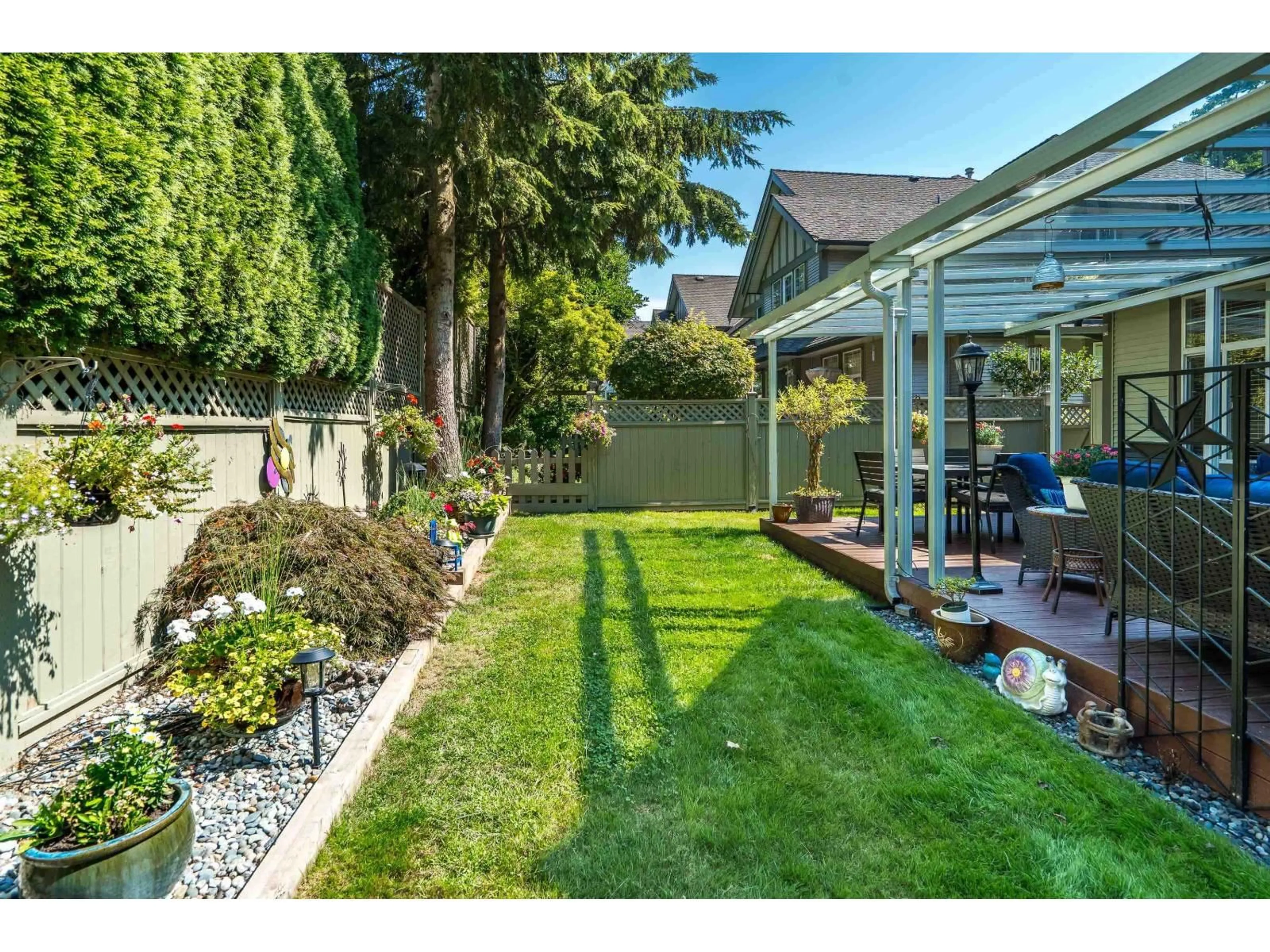 Patio, street for 59 - 5811 122, Surrey British Columbia V3X3N5