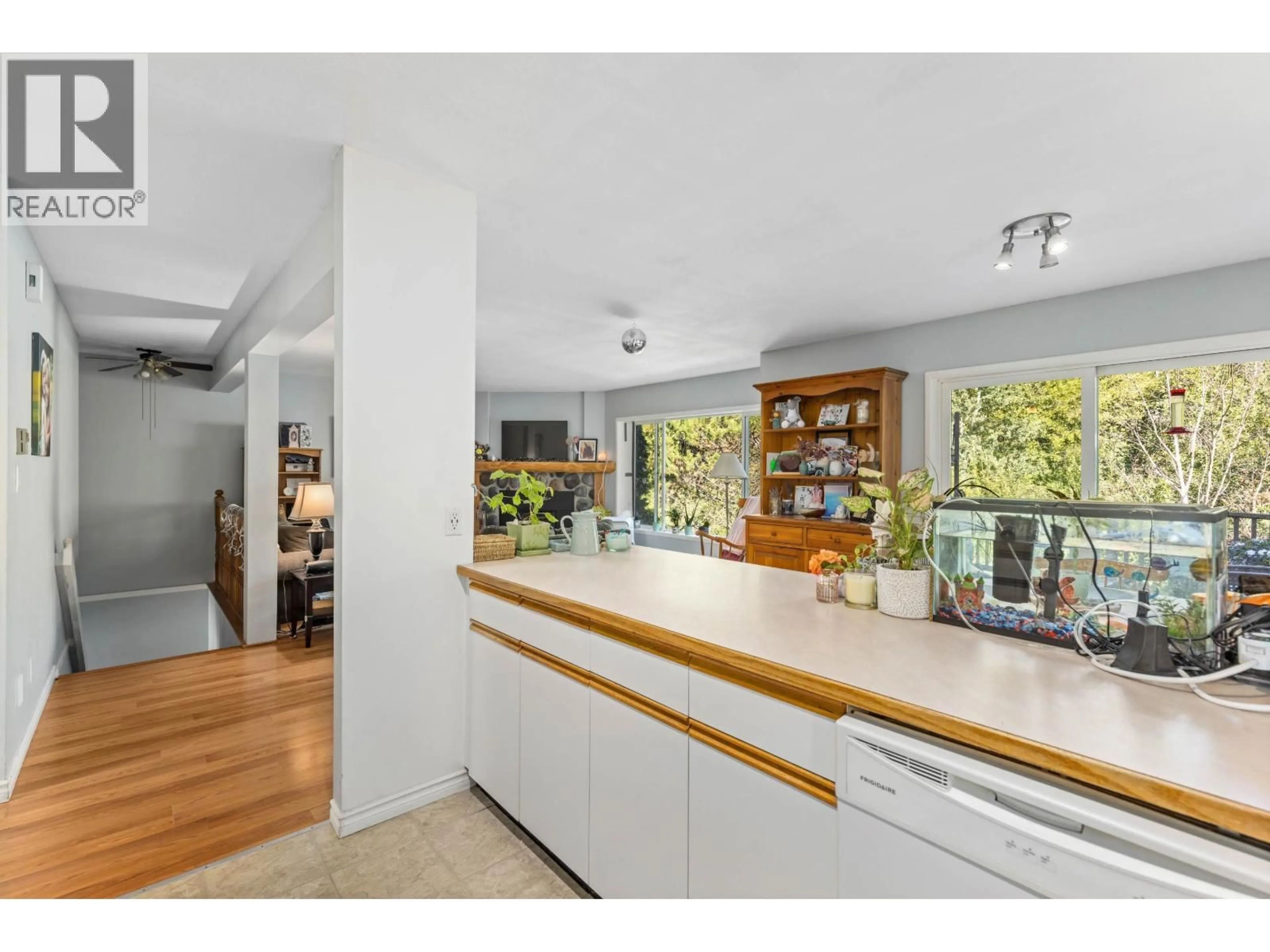 Open concept kitchen, unknown for 3 - 7467 PROSPECT STREET, Pemberton British Columbia V0N2L0