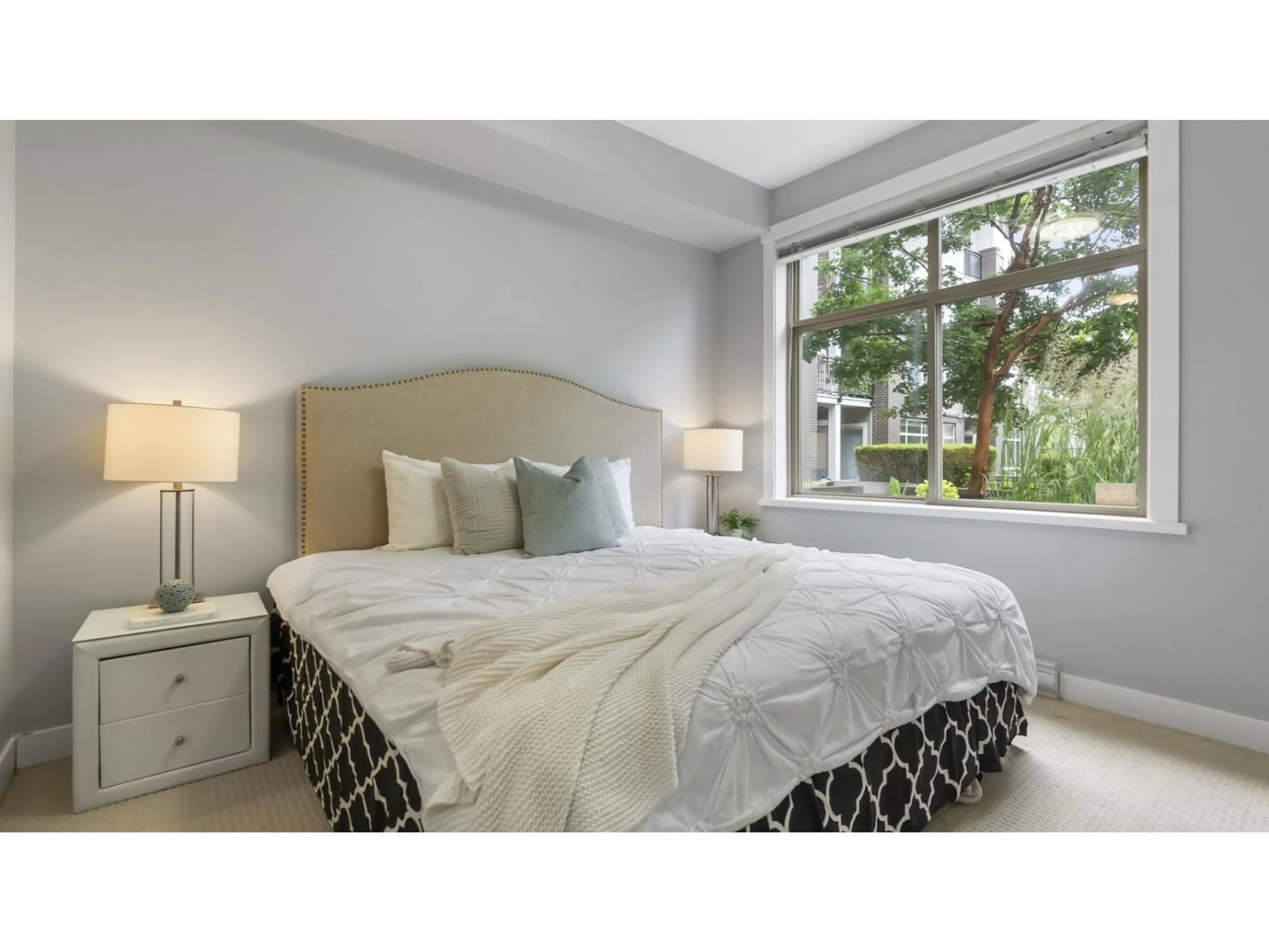 Bedroom with bed, unknown for 110 - 13555 GATEWAY, Surrey British Columbia V3T0B5