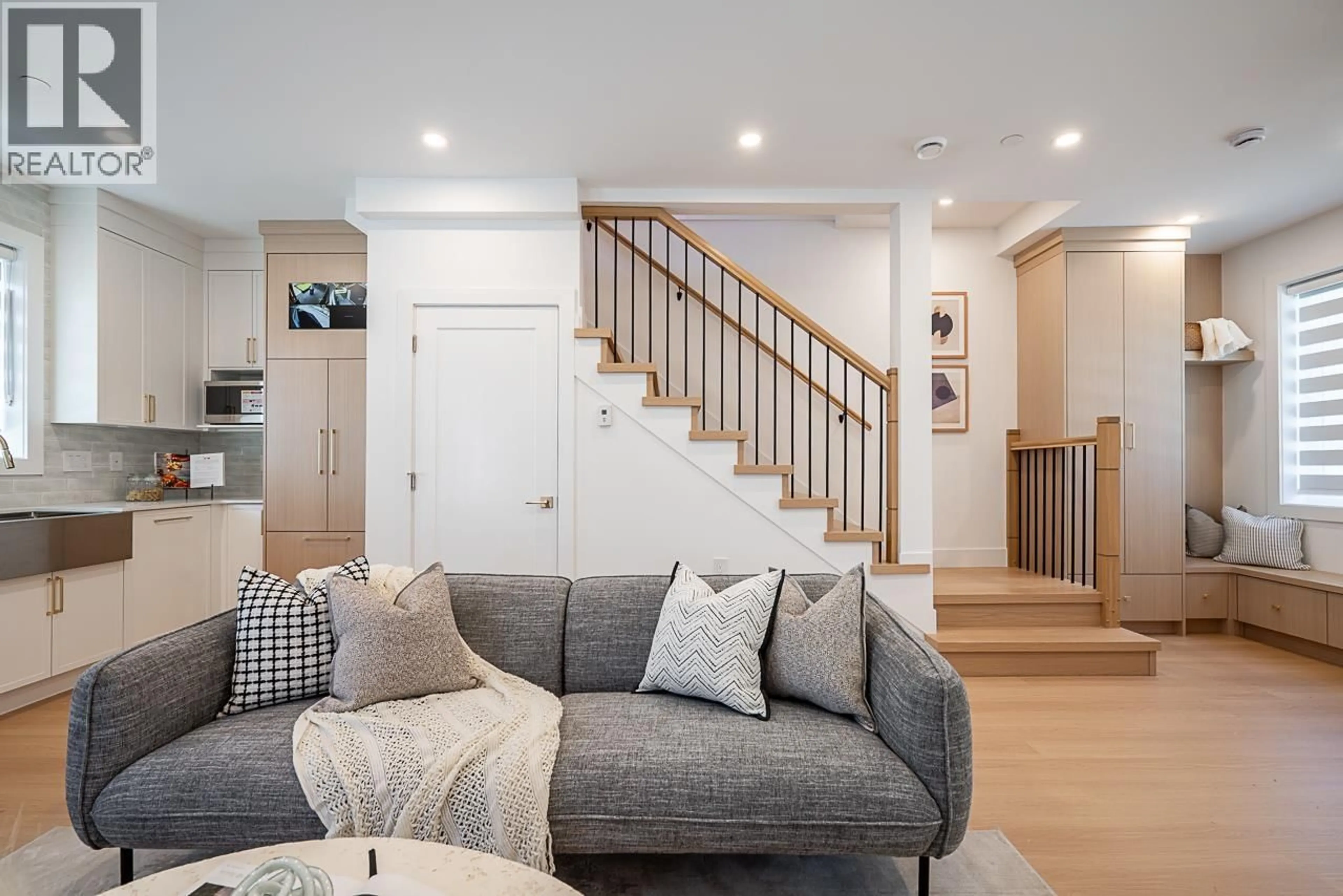 Living room with furniture, unknown for 2107 33RD AVENUE, Vancouver British Columbia V5N3E9