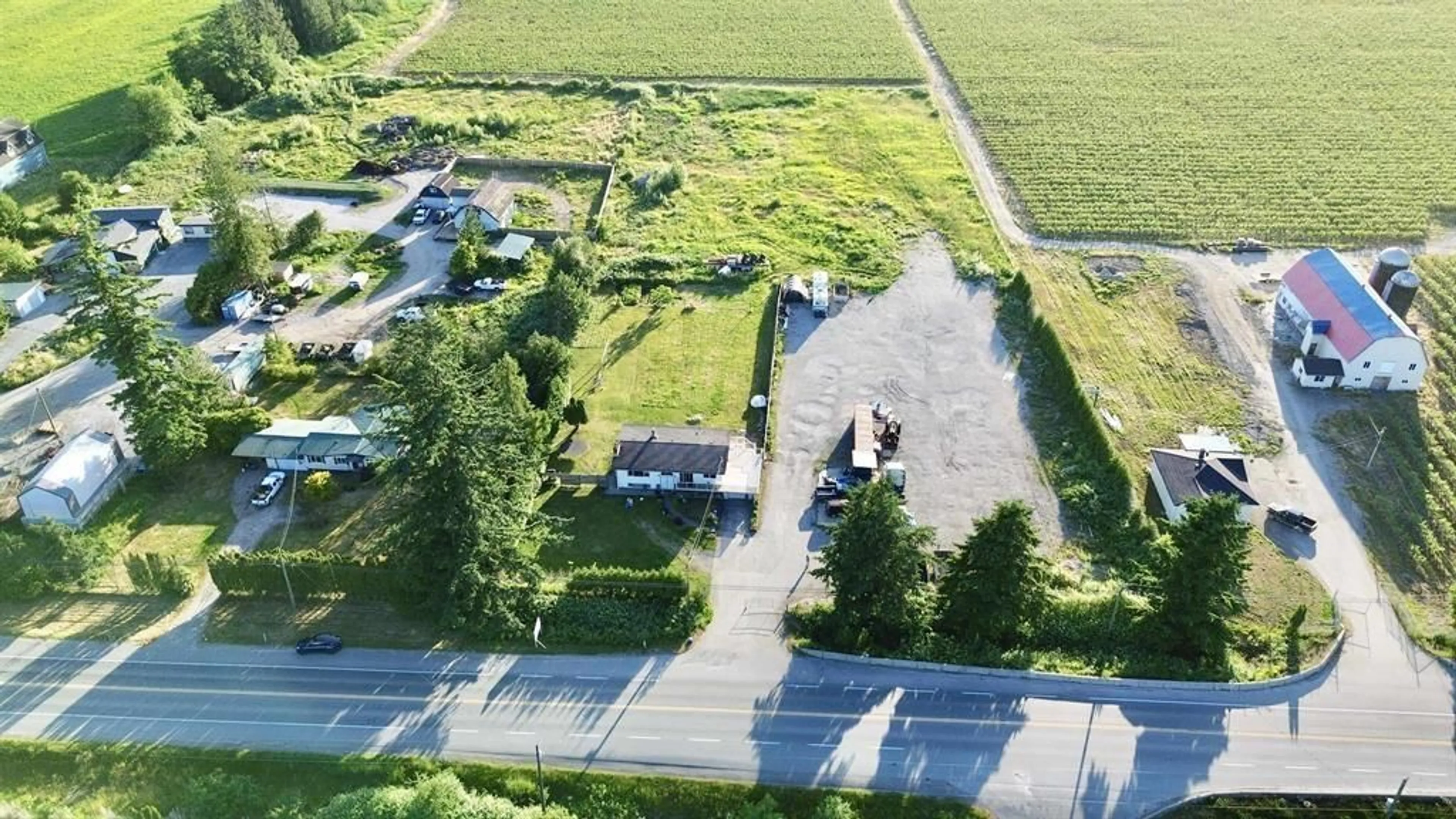 A pic from outside/outdoor area/front of a property/back of a property/a pic from drone, street for 1863 264, Langley British Columbia V0X1A0