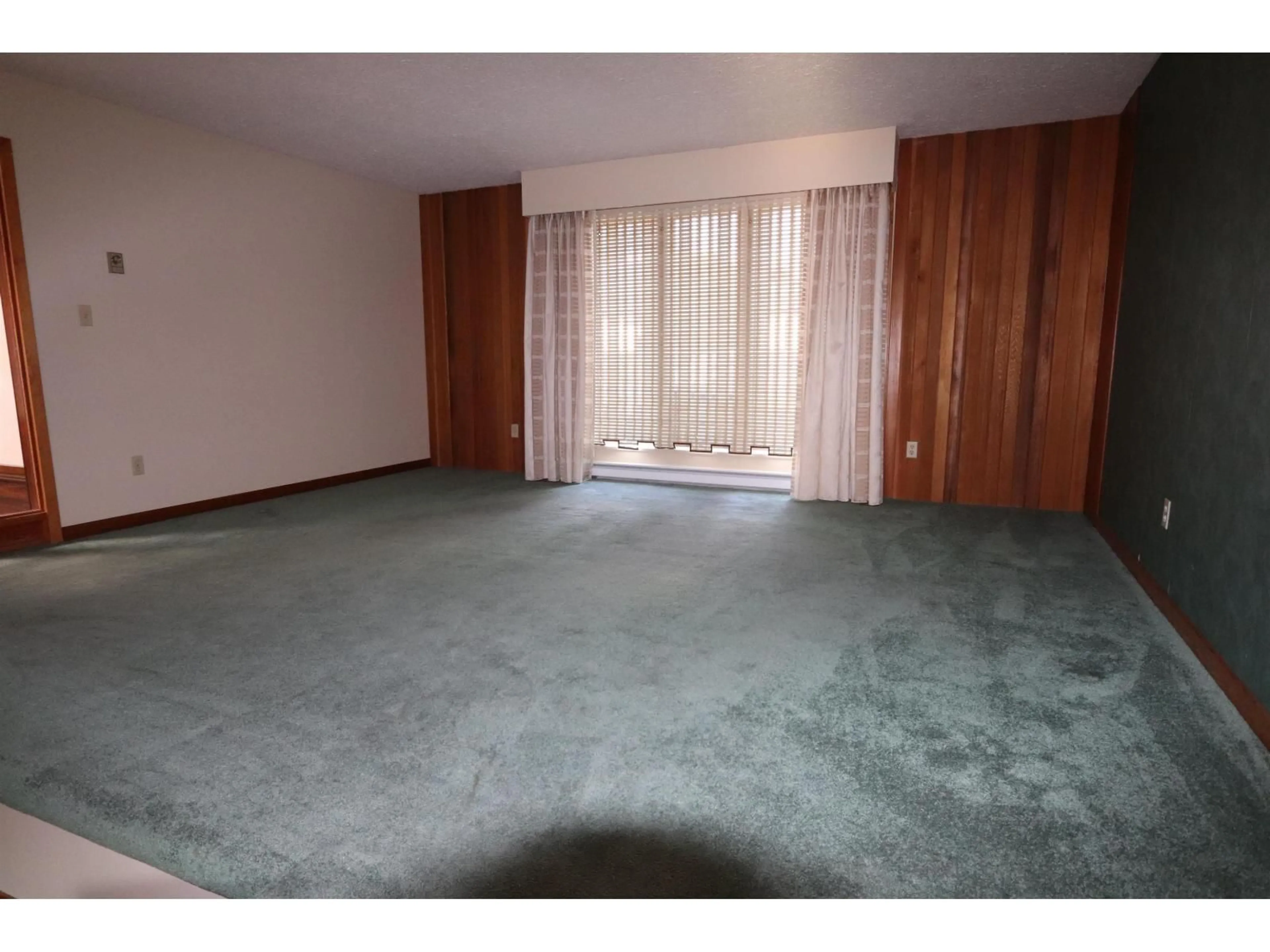A pic of a room for 2241 BEVAN, Abbotsford British Columbia V2T3Z4