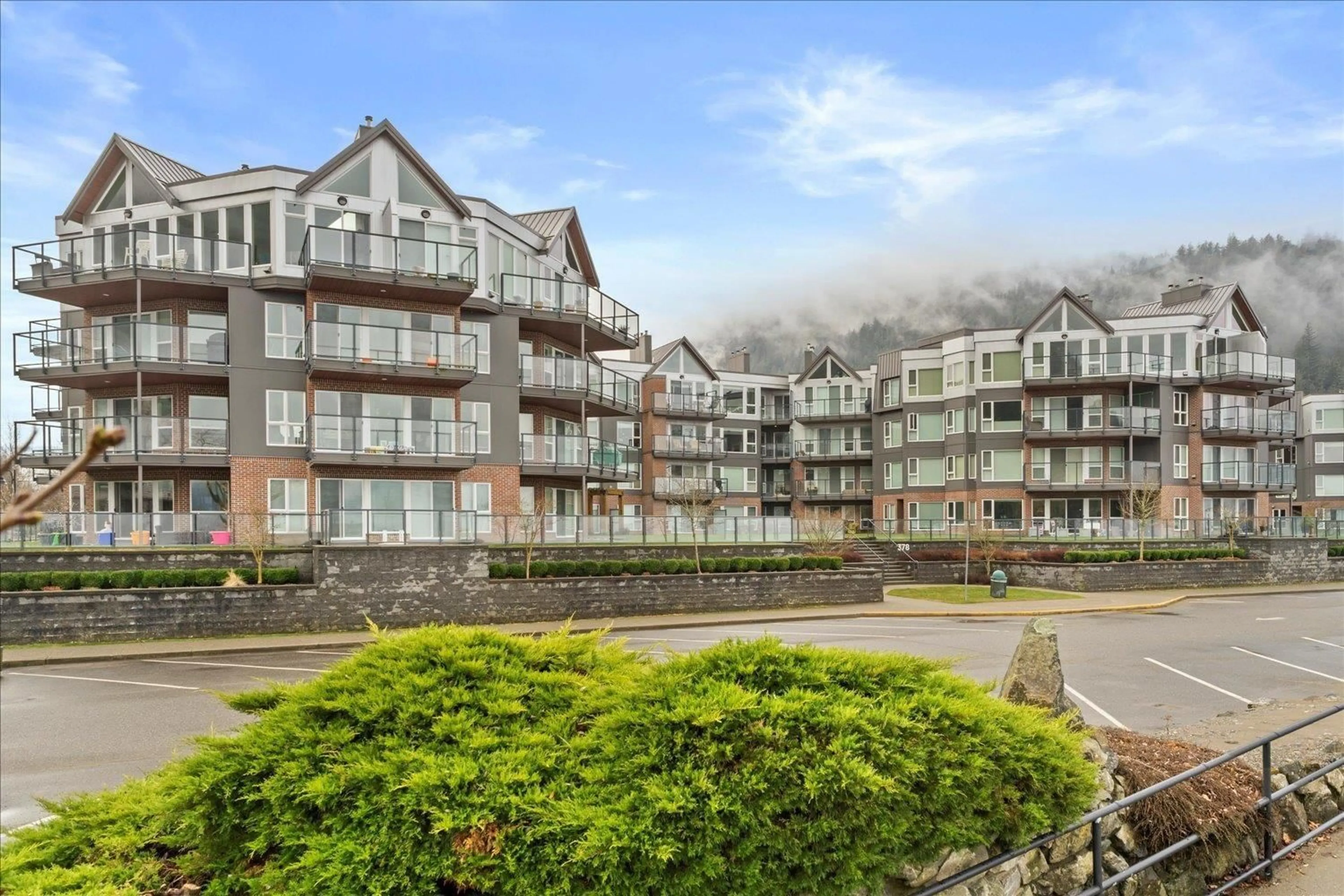 Unknown for 209 - 378 ESPLANADE AVENUE, Harrison Hot Springs British Columbia V0M1A3