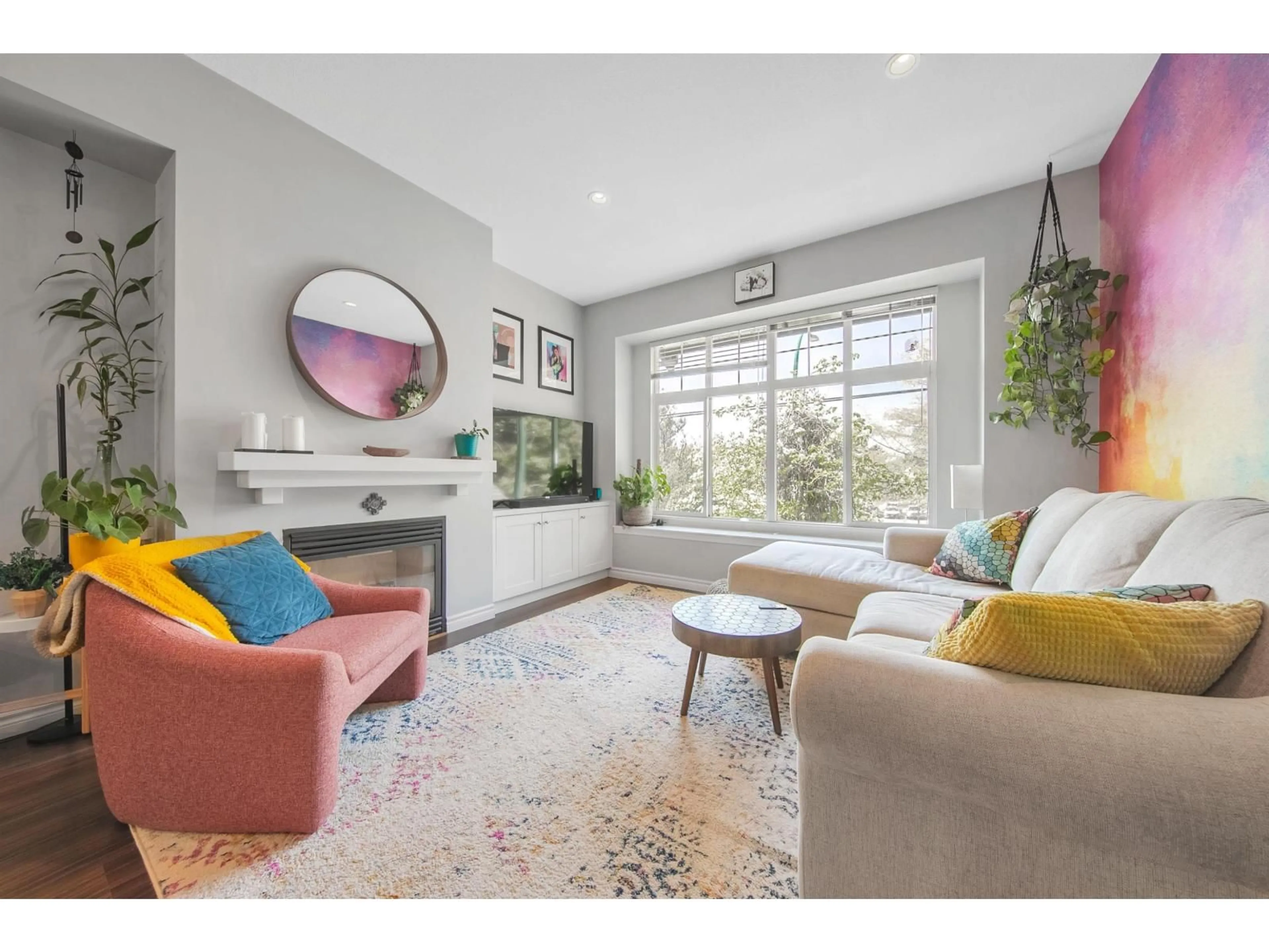 Living room with furniture, unknown for 41 - 18839 69, Surrey British Columbia V4N5S7