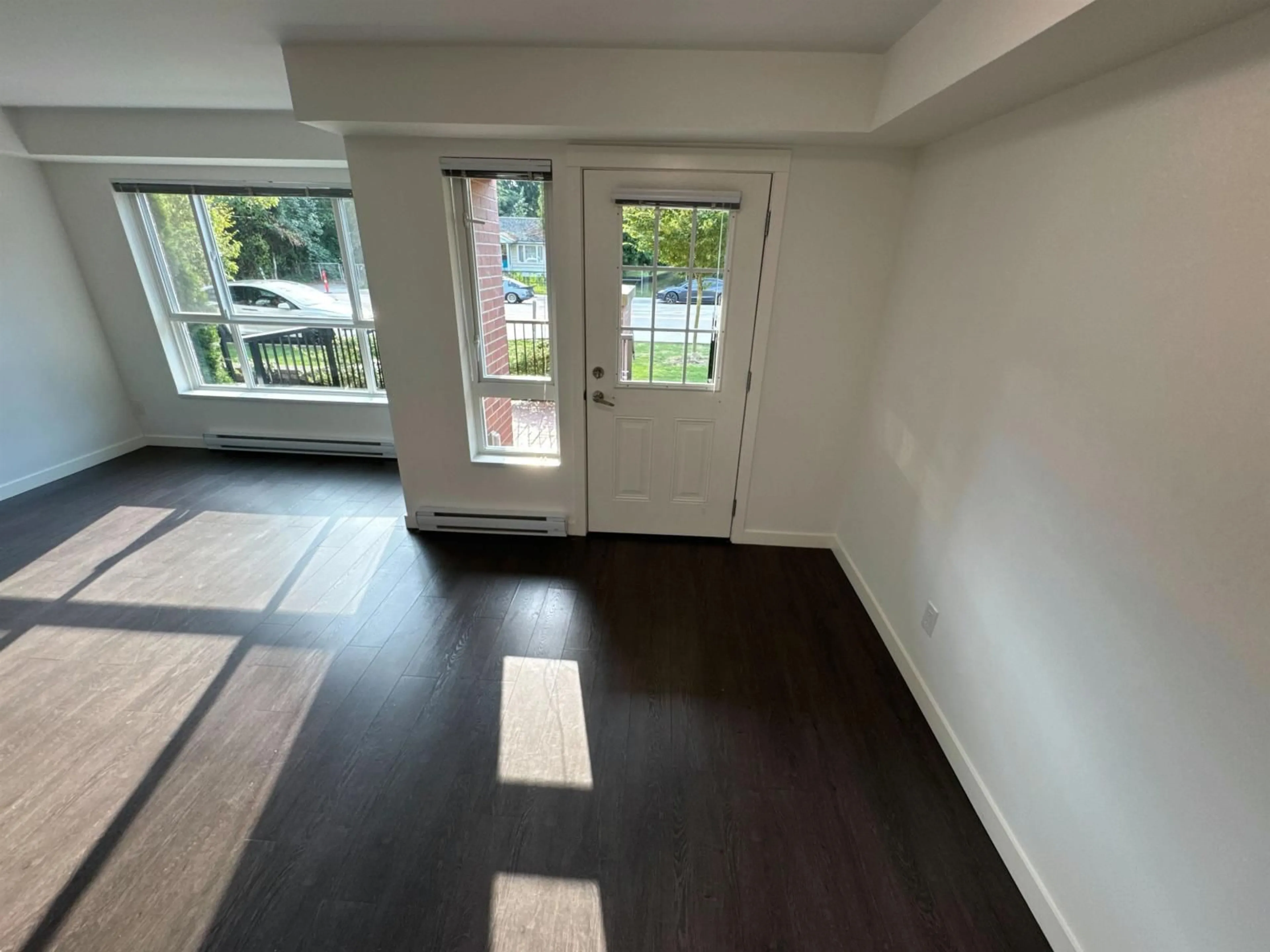 A pic of a room for 103 - 10688 140, Surrey British Columbia V3T0M6
