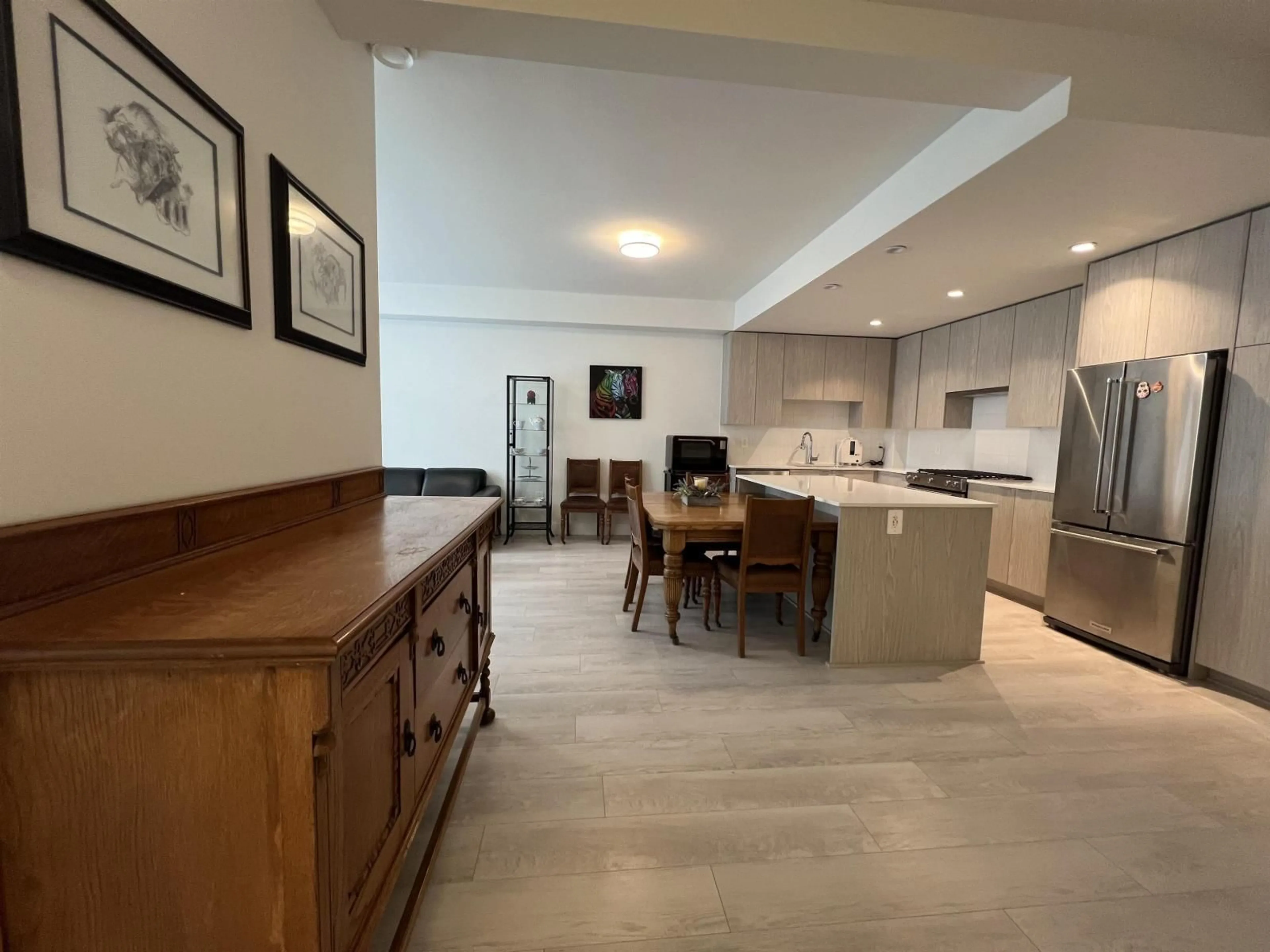 Open concept kitchen, unknown for 59 - 2075 OAK MEADOWS, Surrey British Columbia V3Z1J6