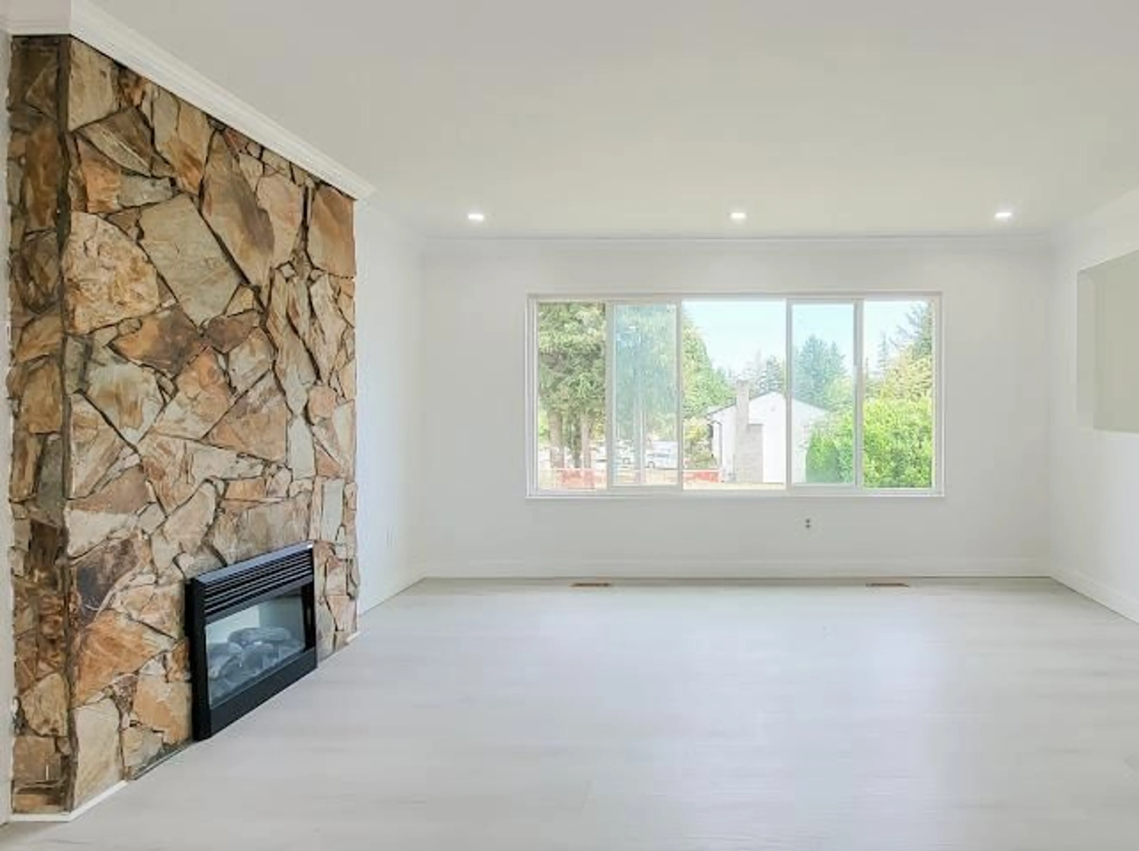 Living room with furniture, ceramic/tile floor for 2883 264A, Langley British Columbia V4W3A9