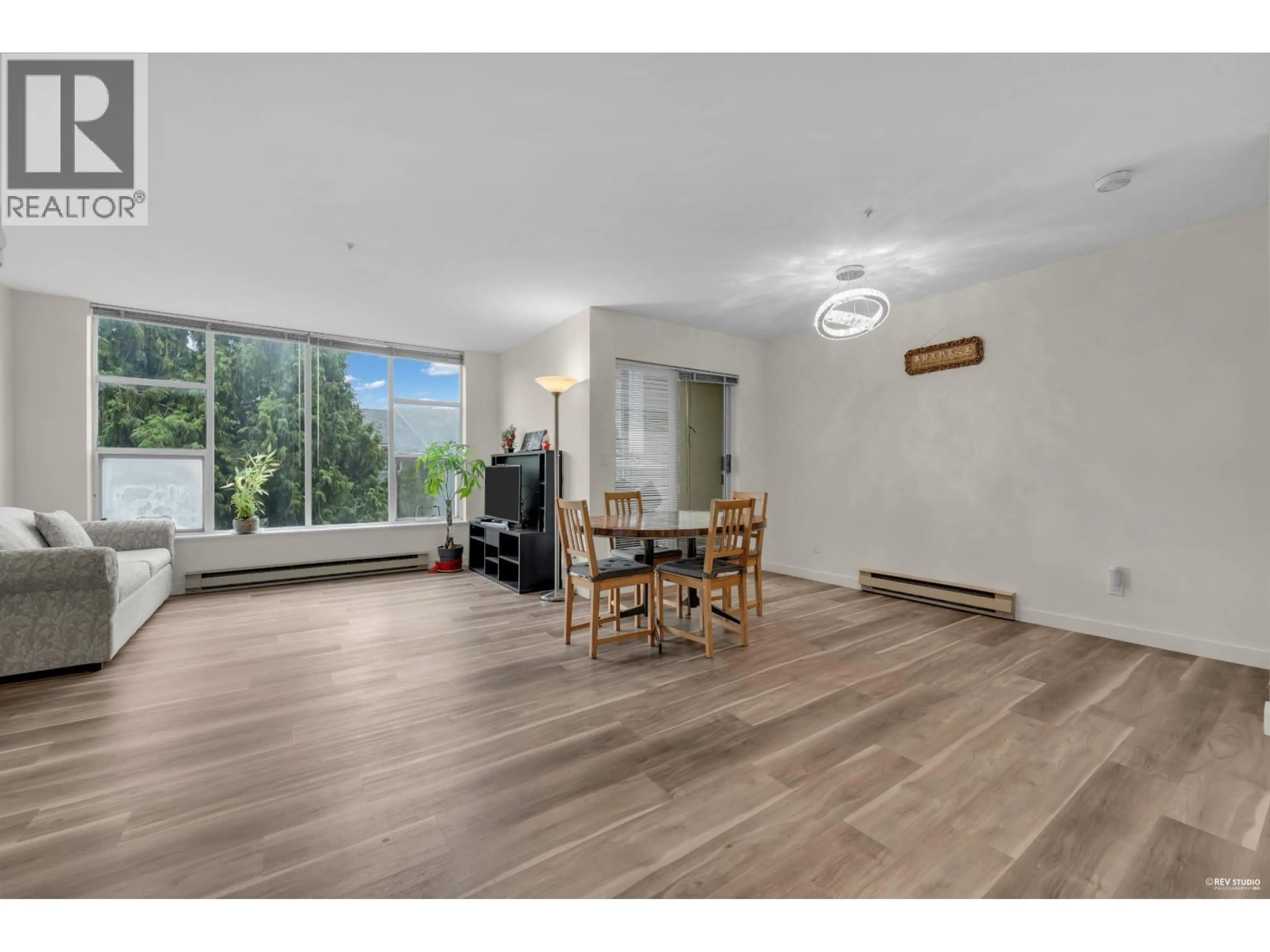 A pic of a room for 363 - 8333 JONES ROAD, Richmond British Columbia V6Y3W9