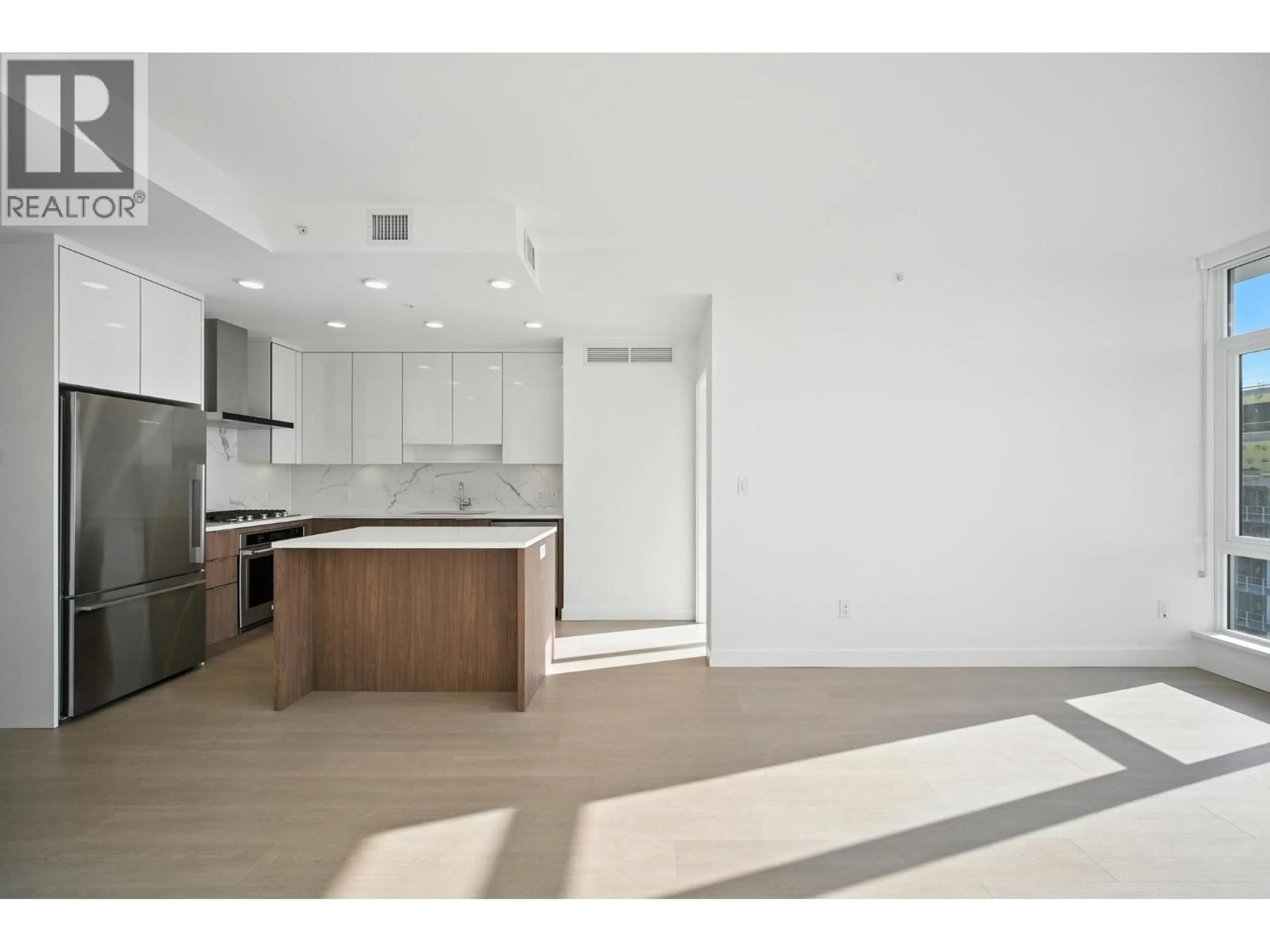 Open concept kitchen, unknown for 1601 - 699 WHITING WAY, Coquitlam British Columbia V3J0N7
